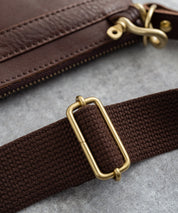 Butler Verner Sails バトラーバーナーセイルズ 日本製 国産ヌメ革レザー捻りシャックルミニショルダーバッグ JA-1713-2 4064