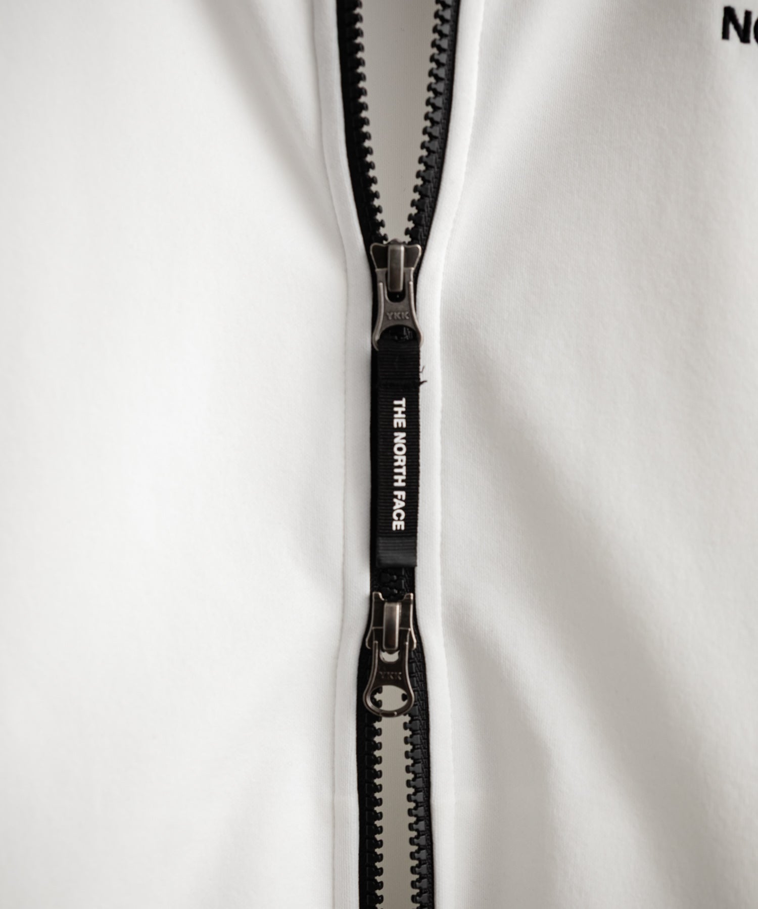 日本未展開モデル THE NORTH FACE ザ・ノースフェイス WHITE LABEL ホワイトレーベル TNF TRACK JACKET ワンポイントロゴ刺繍トラックジャケット 15574