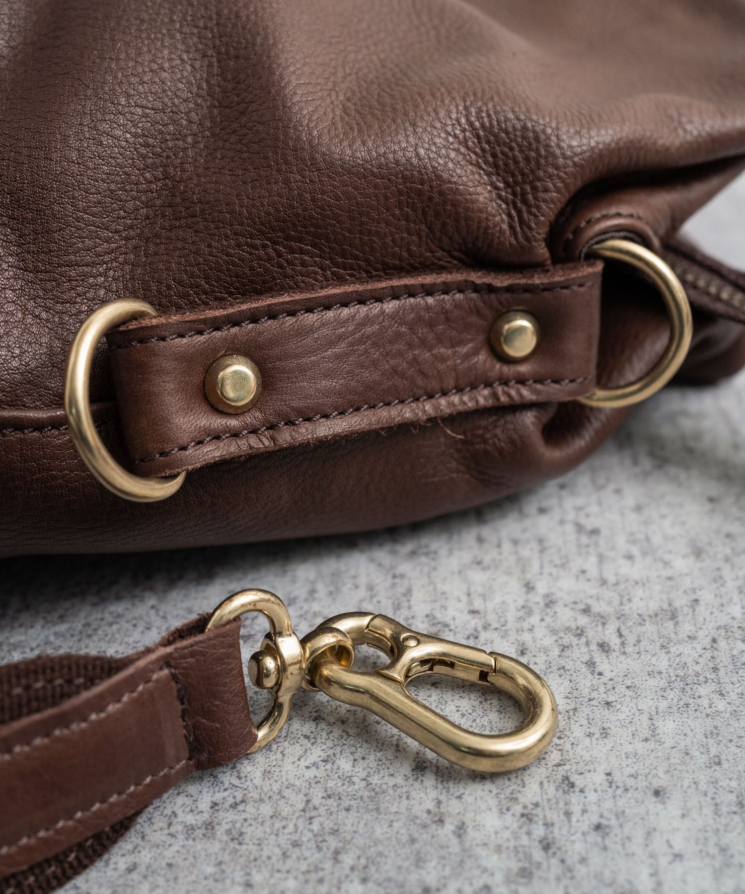 Butler Verner Sails バトラーバーナーセイルズ 日本製 国産オイルレザーエディターズショルダー2nd JA-2128 7834