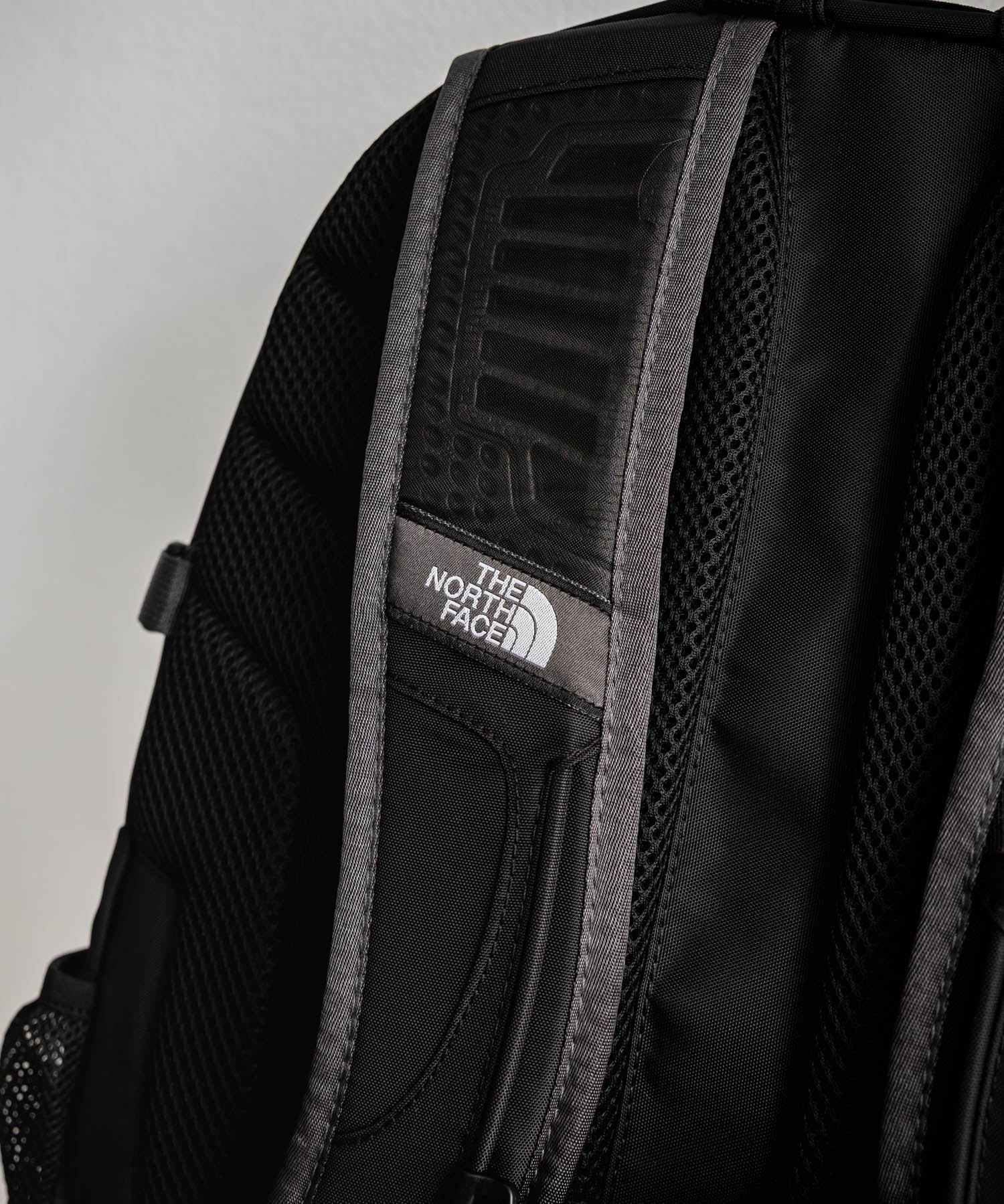 新色追加 THE NORTH FACE ザ・ノースフェイス BOREALIS CLASSIC BKP ボレアリスクラシックバックパック/リュック 15101