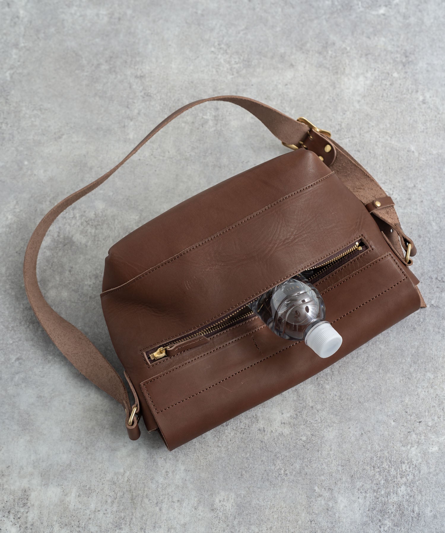 Butler Verner Sails バトラーバーナーセイルズ 日本製 国産本ヌメ革ショルダーバッグ JA-0918-3 1900