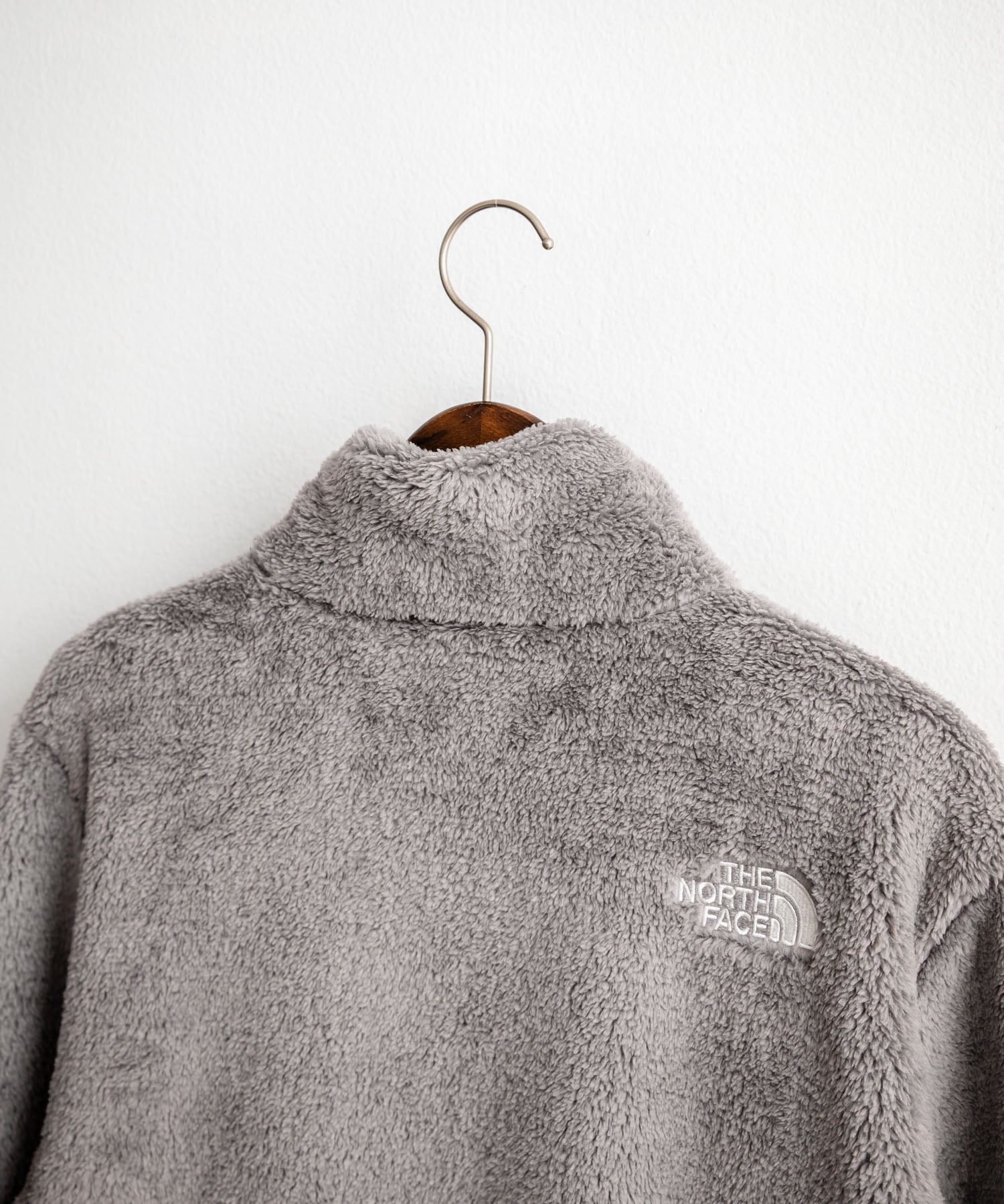 日本未展開モデル THE NORTH FACE ザ・ノースフェイス WHITE LABEL ホワイトレーベル COMFY ALPHA FLEECE ZIP UP ワンポイントロゴ刺繍ボアジャケット 15367