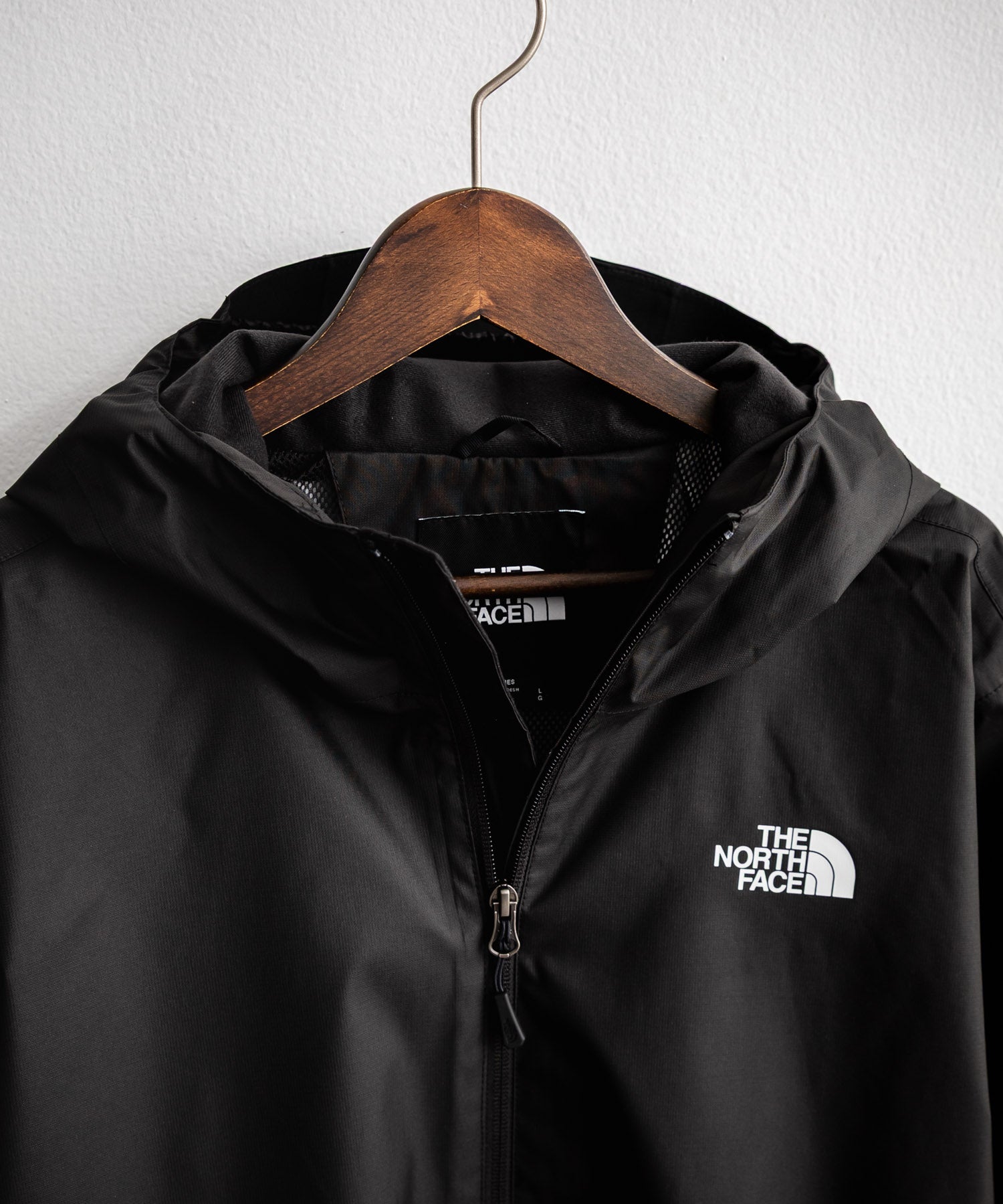 THE NORTH FACE QUEST JACKET ワンポイントロゴDRYVENTマウンテンパーカー/マンパ 15105
