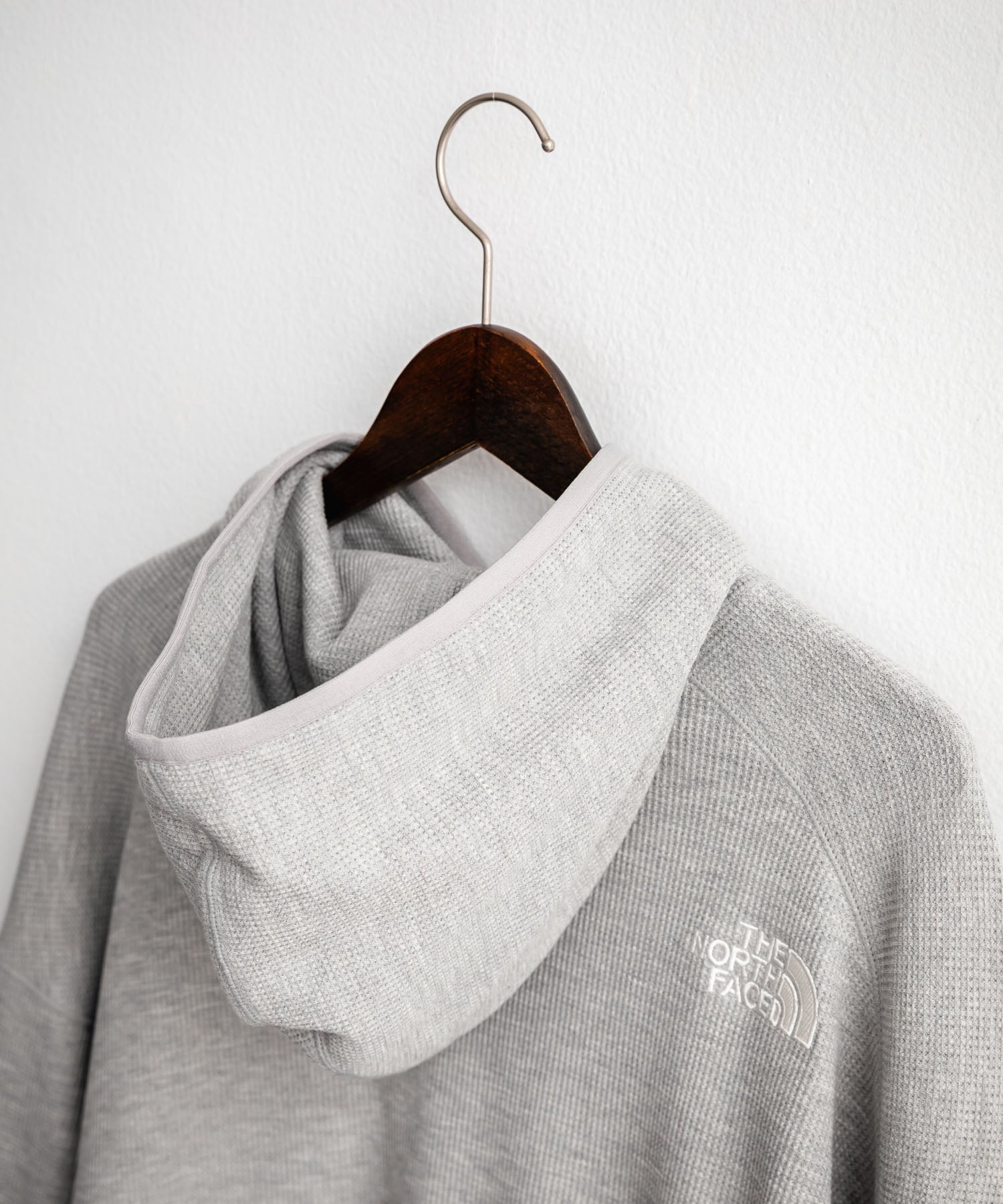 日本未展開モデル THE NORTH FACE ザ・ノースフェイス WHITE LABEL ホワイトレーベル WAFFLE HOOD PULLOVER オーバーサイズワッフルミニボックスロゴ刺繍パーカー 15065