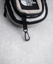 THE NORTH FACE ザ・ノースフェイス HOT SHOT CROSSBODY ホットショットクロスボディバッグ/コンパクトショルダーバッグ 16388