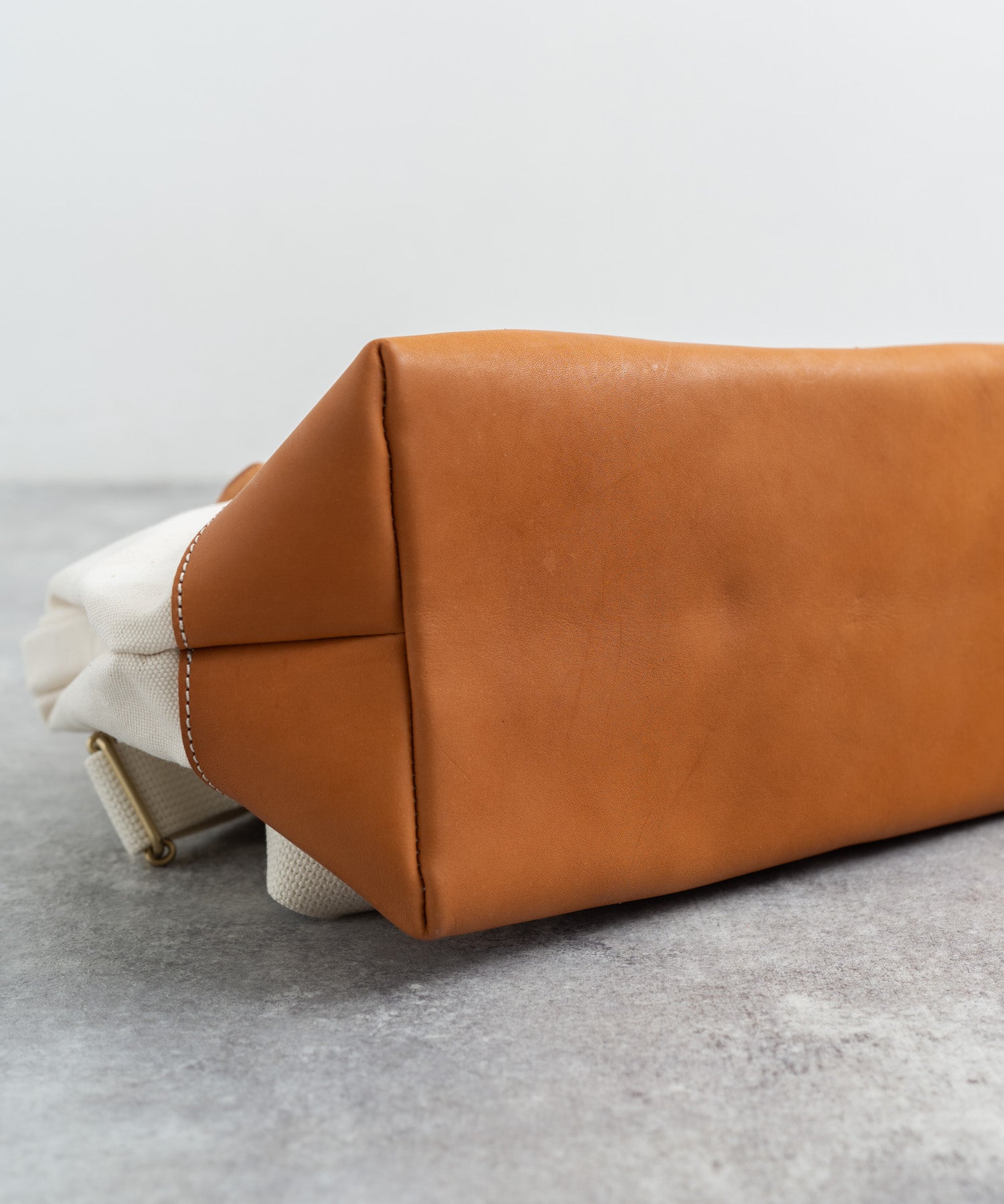 Butler Verner Sails バトラーバーナーセイルズ 日本製 国産 口金ワークボストン JA-0997-2 2269