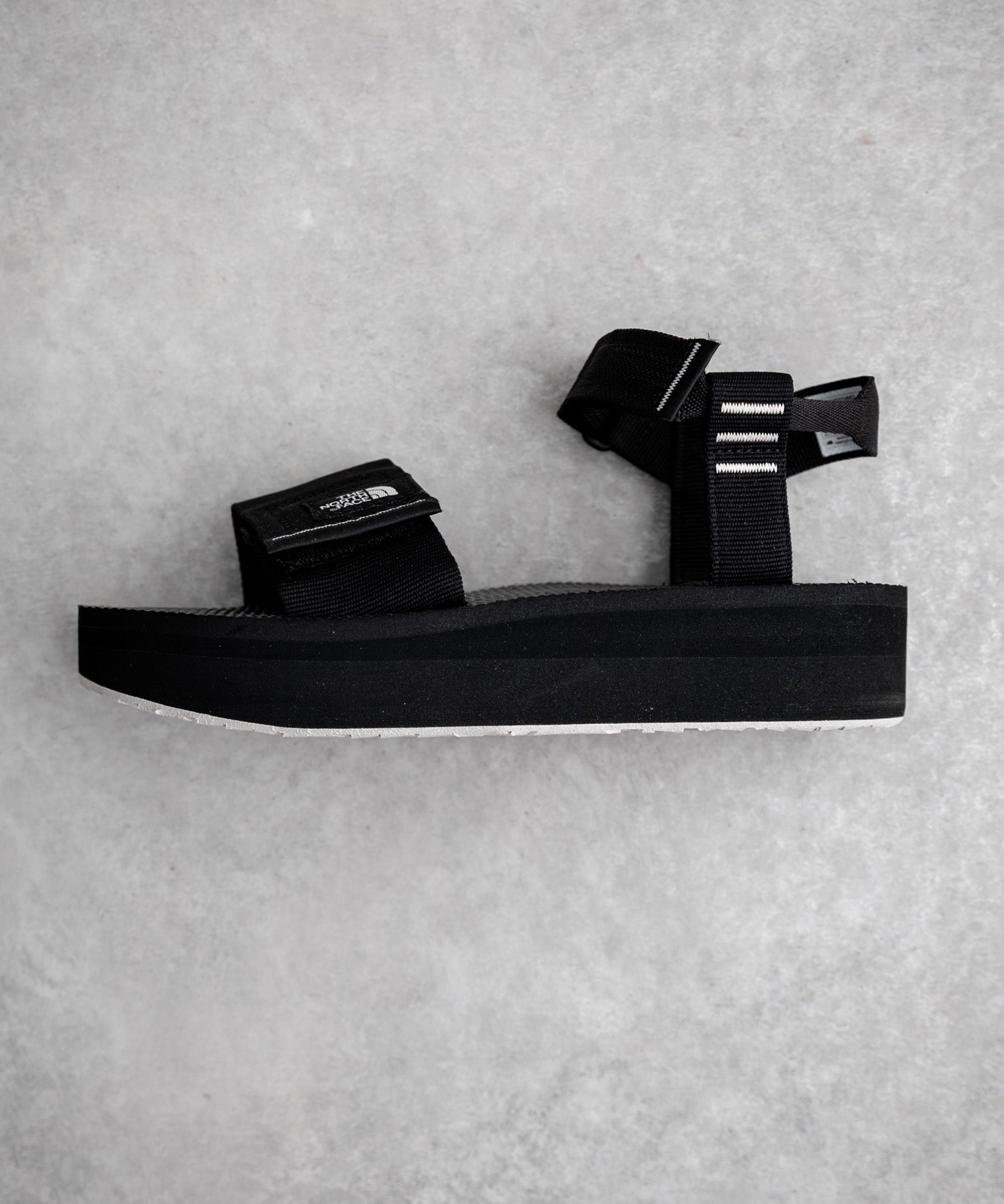 THE NORTH FACE W SKEENA SANDAL PLATFORM オンライン限定 ワンポイントロゴボリュームソール厚底スポーツサンダル 16220