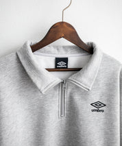UMBRO アンブロ 別注コラボ オーバーサイズ裏起毛ワンポイントロゴ刺繍ハーフジップ長袖スウェット 16032