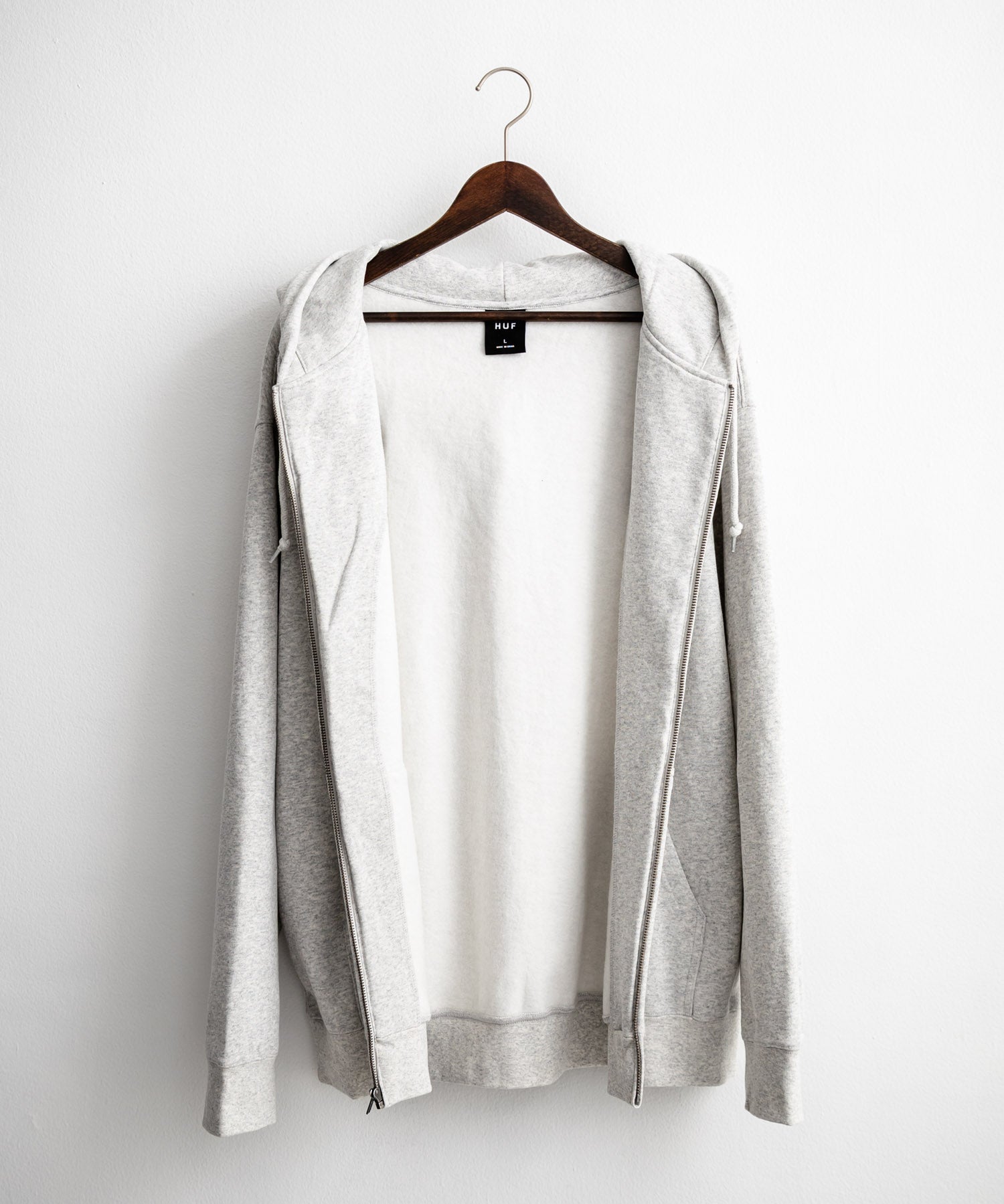 HUF ハフ ALL CAPS F/Z HOODIE オーバーサイズ裏起毛ワンポイントロゴ刺繍フルジップパーカー 15058