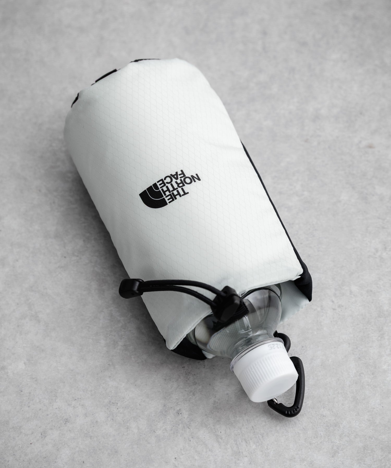 THE NORTH FACE ザ・ノースフェイス MT LITE BOTTLE POUCH ワンポイントロゴ入りペットボトルホルダー　16211