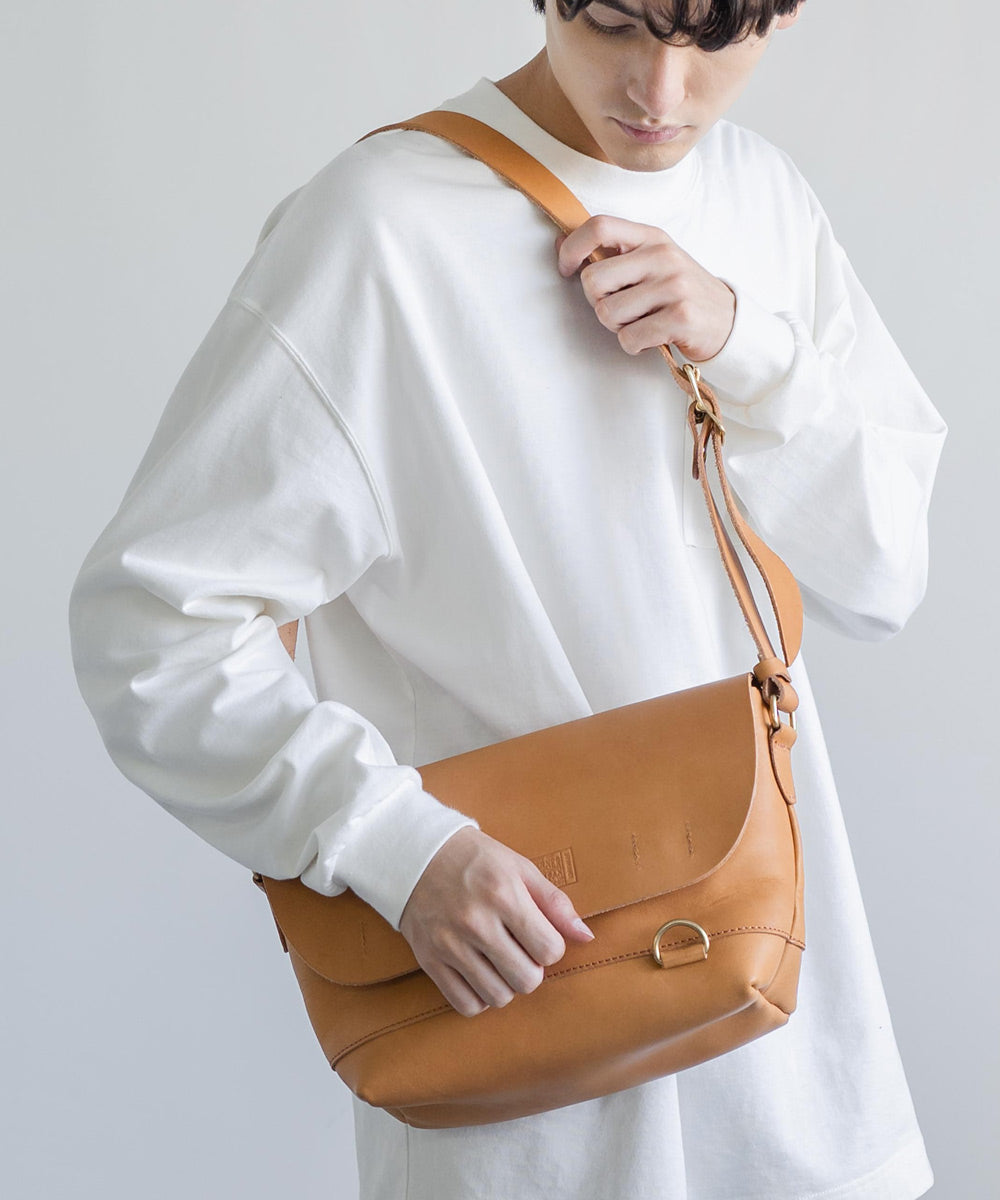 Butler Verner Sails バトラーバーナーセイルズ 日本製 国産本ヌメ革ショルダーバッグ JA-0918-3 1900