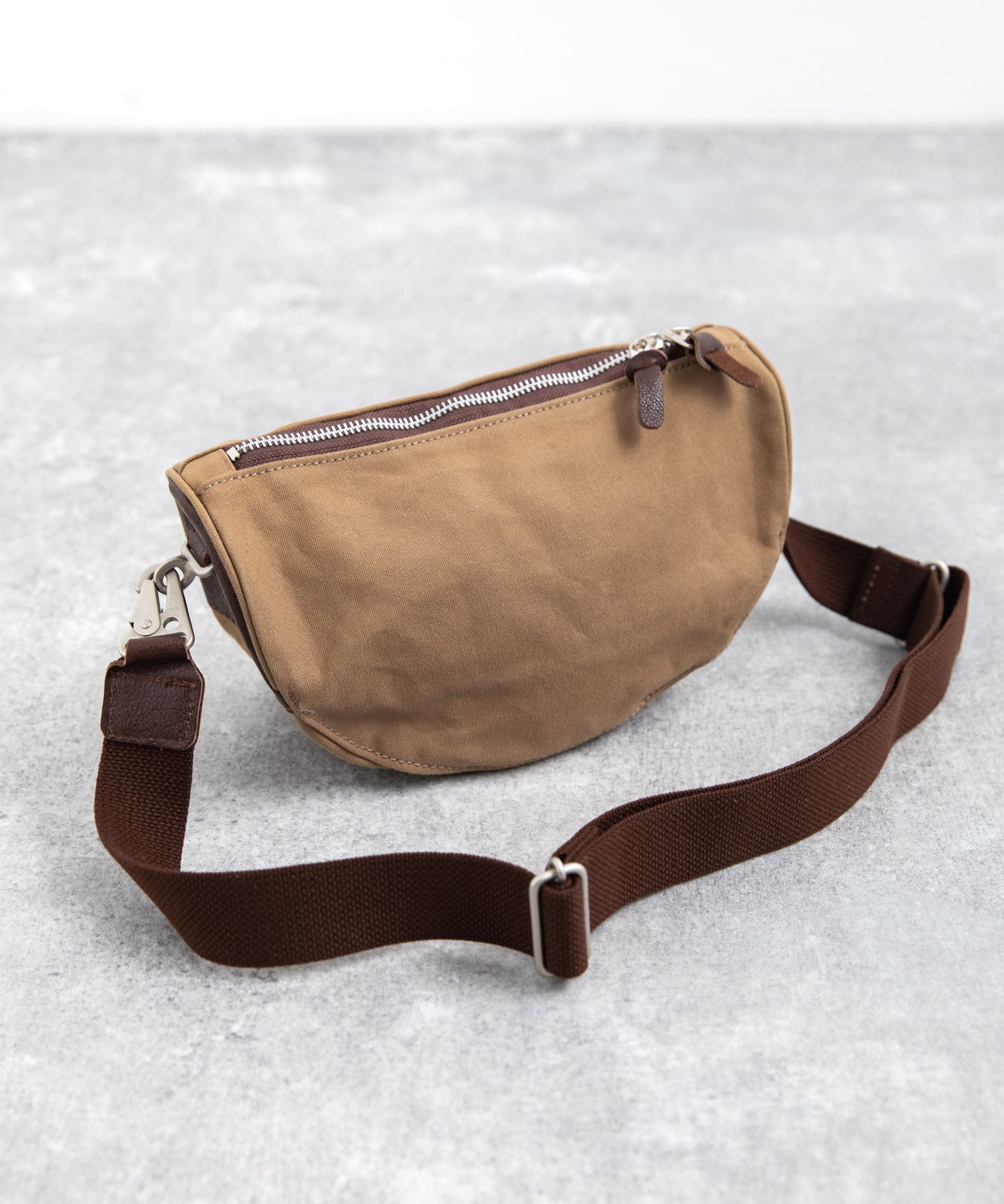 Butler Verner Sails バトラーバーナーセイルズ 日本製 国産 牛革パラフィン加工ミニショルダーバッグ JA-0637-2 2064