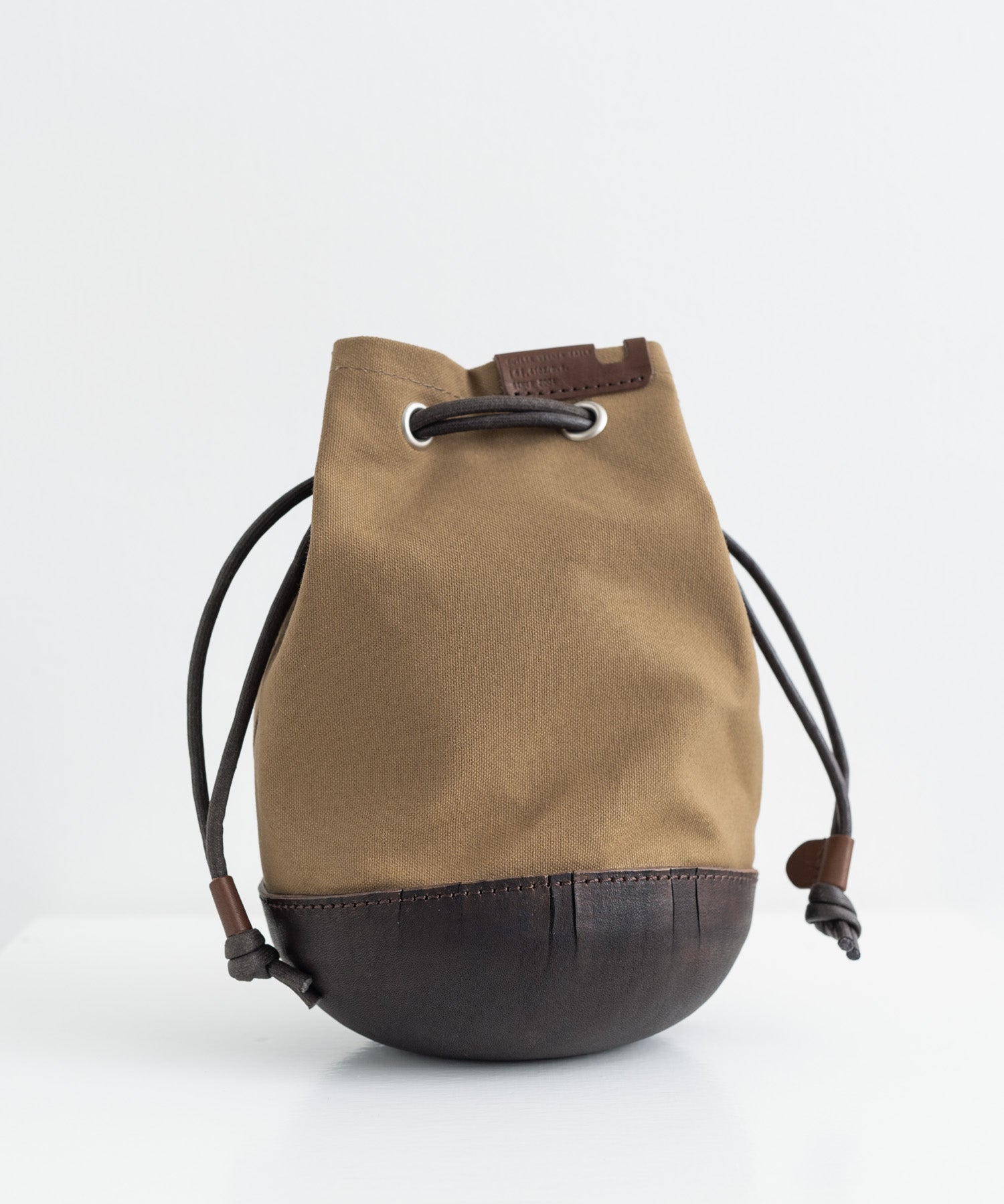 Butler Verner Sails バトラーバーナーセイルズ 日本製 国産 モールドレザー巾着ショルダー JA-2141 11034