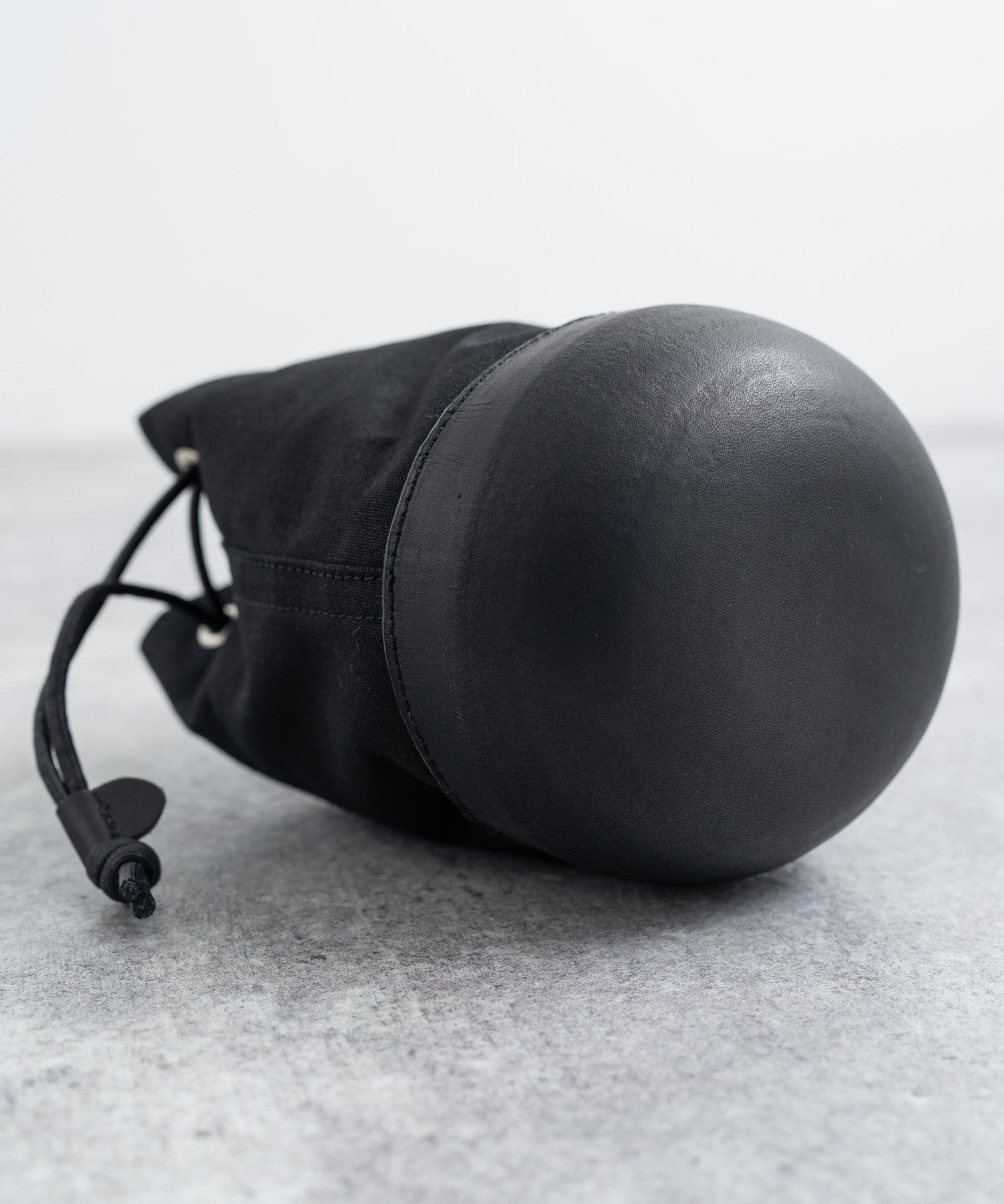 Butler Verner Sails バトラーバーナーセイルズ 日本製 国産 モールドレザー巾着ショルダー JA-2141 11034