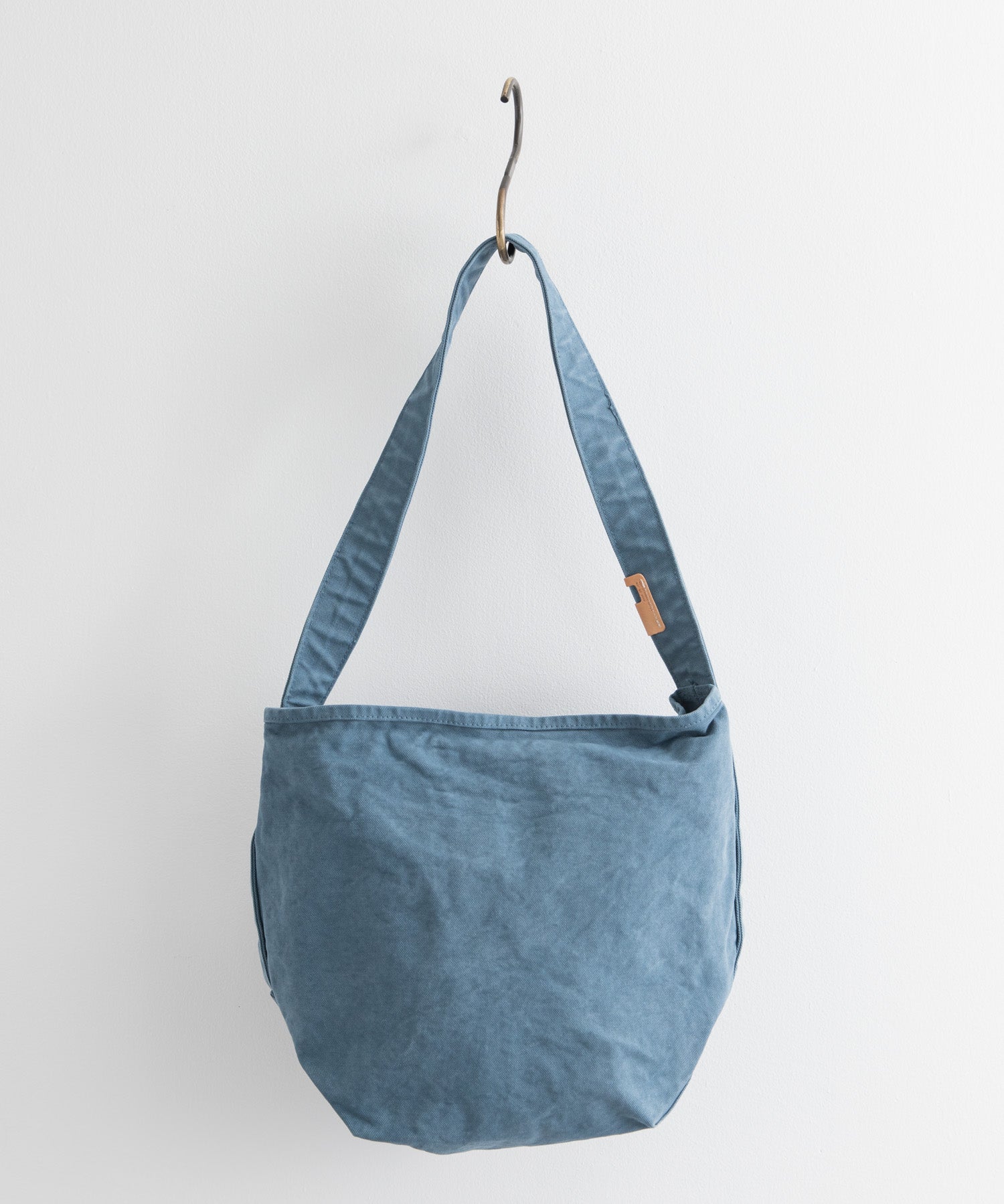 Butler Verner Sails バトラーバーナーセイルズ 日本製/国産 反応染6号キャンバスアンティックショルダー JA-2125-2 11024