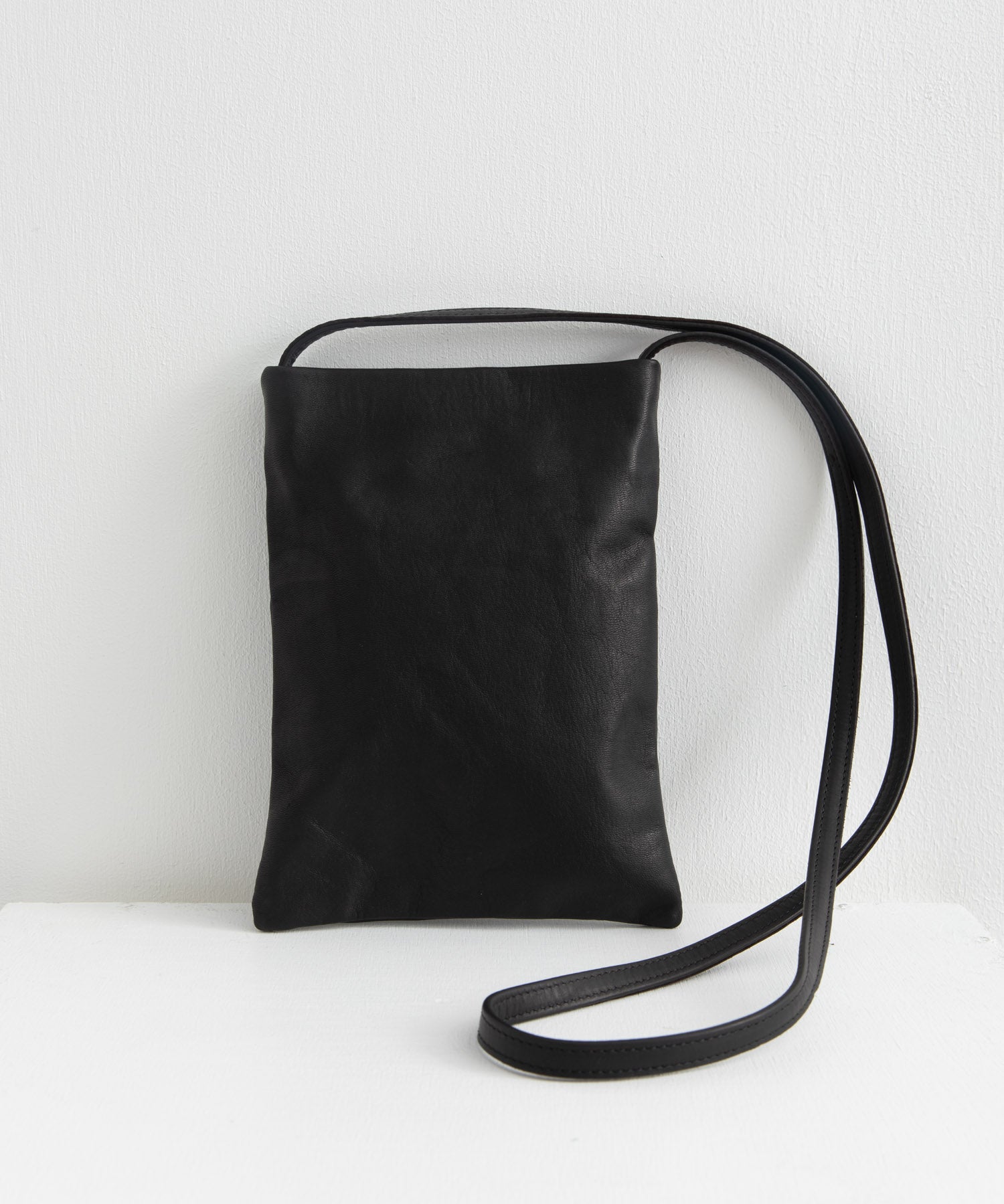 Butler Verner Sails バトラーバーナーセイルズ 日本製 国産 隠しマグネット馬革シンプルショルダー JA-2522 9968