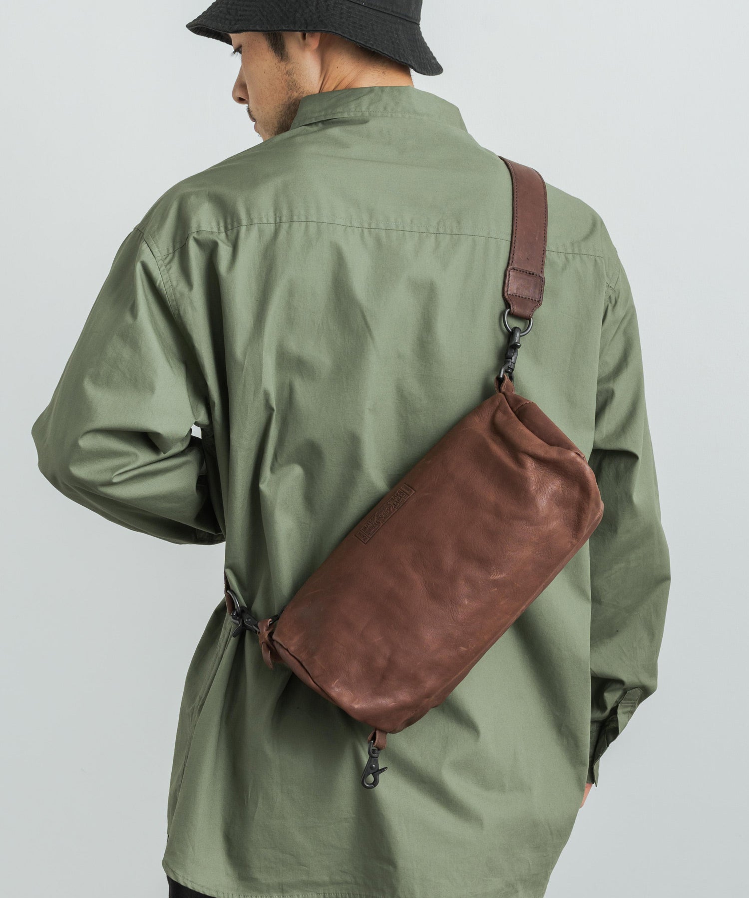 Butler Verner Sails バトラーバーナーセイルズ 日本製 国産馬革ロールショルダー JA-1059 6033