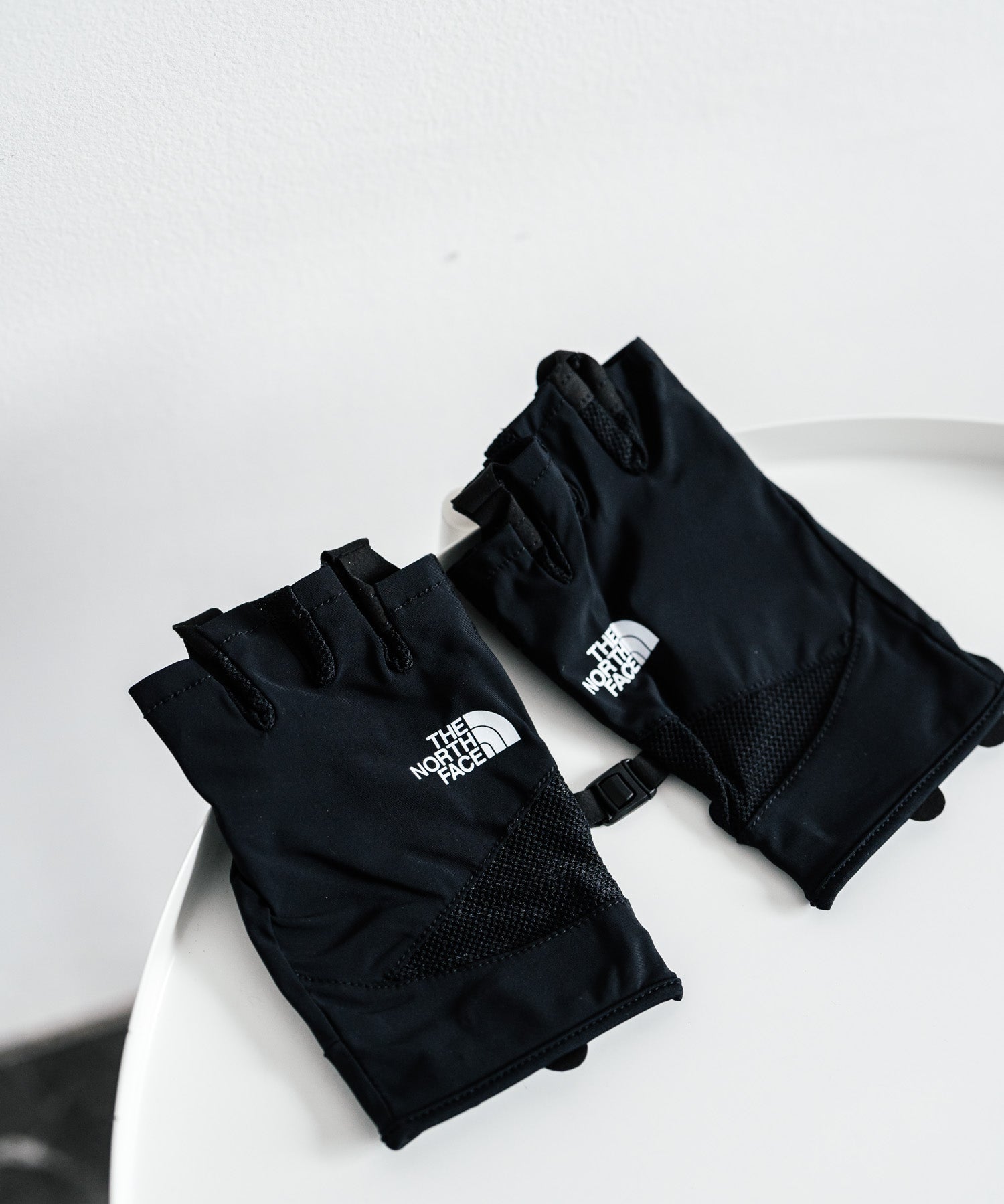 THE NORTH FACE ザ・ノースフェイス COOL LIGHT HALF GLOVE スマホ対応 ワンポイントロゴクールライトハーフグローブ/指なし手袋 15894