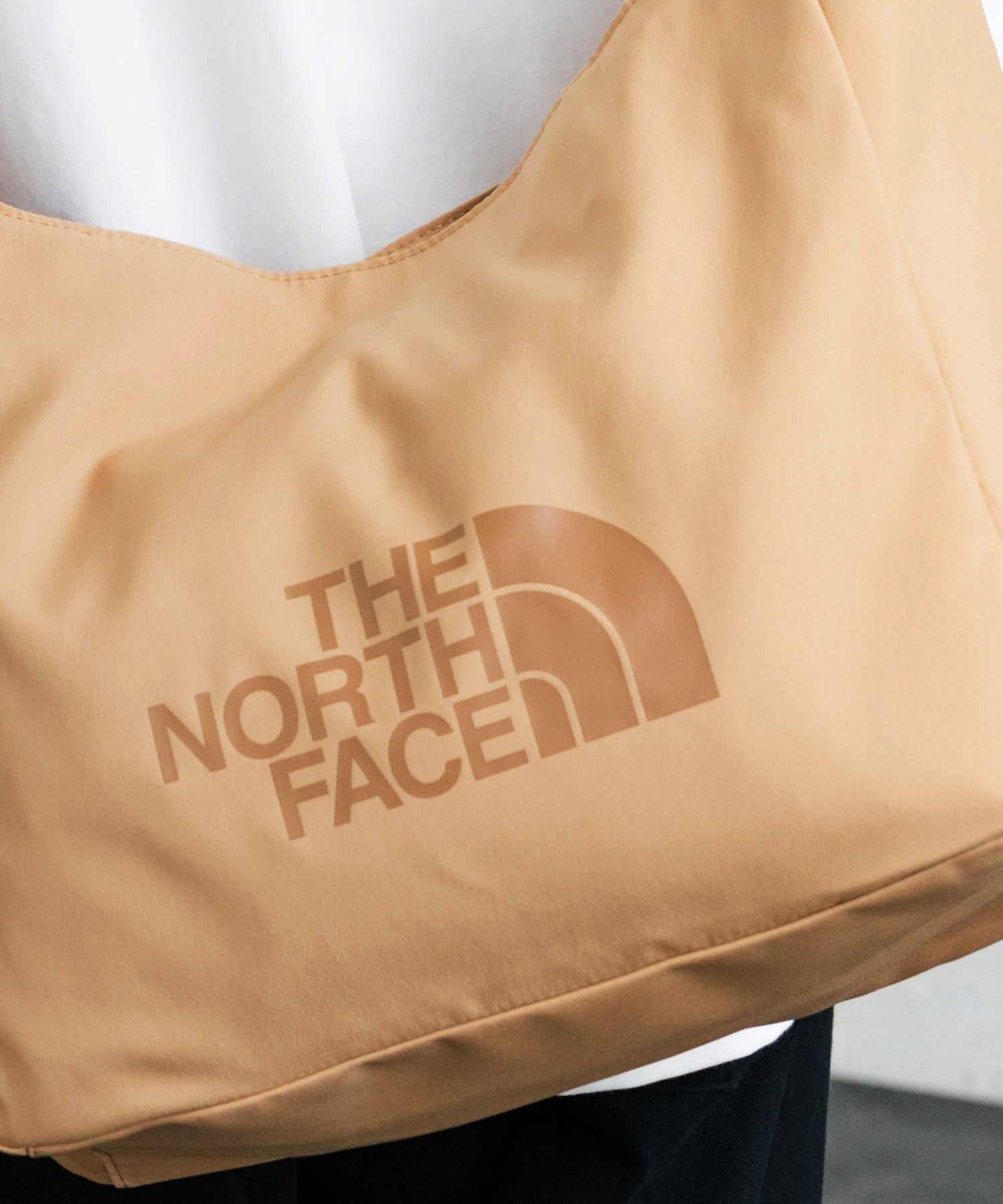 新色追加 日本未展開モデル THE NORTH FACE WHITE LABEL BIG LOGO SHOULDER BAG 韓国限定 ワンポイントロゴショルダーバッグ 14589