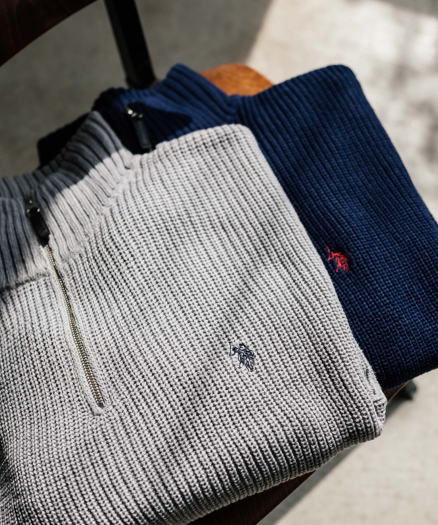 U.S. POLO ASSN. ユーエスポロアッスン 別注コラボ オーバーサイズワンポイントロゴ刺繍畦編みハーフジップ長袖ニットセーター 14769