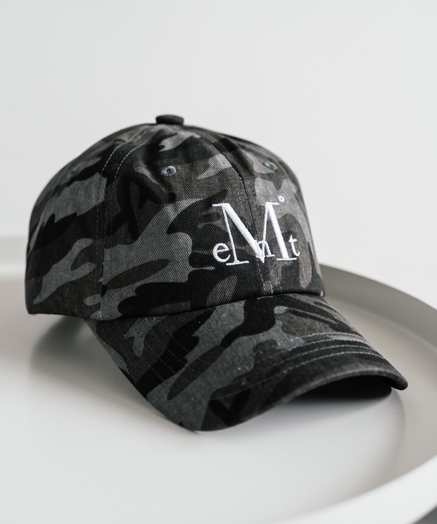 MUCENT SIGNATURE BALL CAP ロゴ刺繍ベースボールキャップ 15901