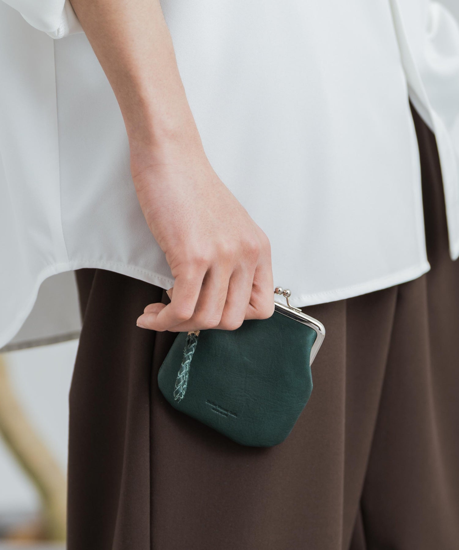 Butler Verner Sails バトラーバーナーセイルズ 日本製 国産ホースレザーがま口ミニウォレット JW-2715 12335