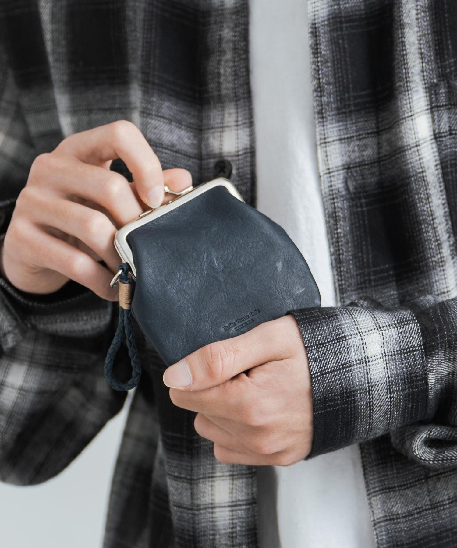 Butler Verner Sails バトラーバーナーセイルズ 日本製 国産ホースレザーがま口ミニウォレット JW-2715 12335