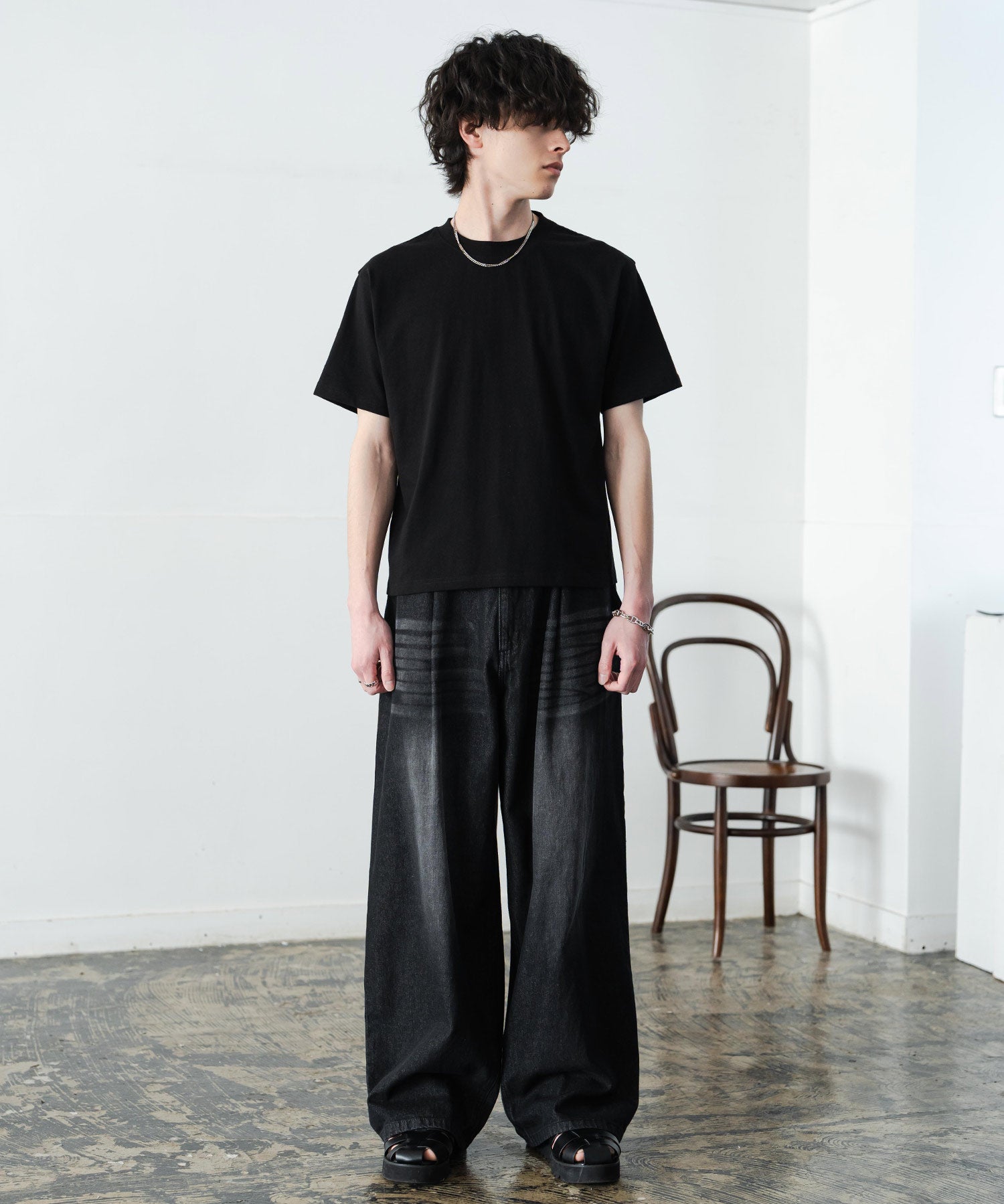 ケミカル加工 ショート丈 短丈 クロップド 半袖コットンクルーネックTシャツ 15631