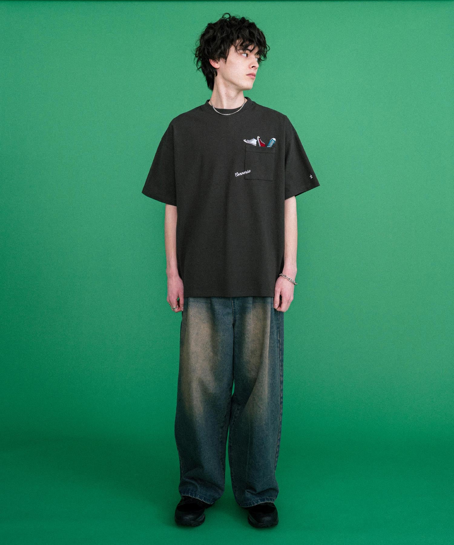 CONVERSE コンバース オーバーサイズフライスシューズエンブレム刺繍胸ポケット付きクルーネック半袖Tシャツ 15725