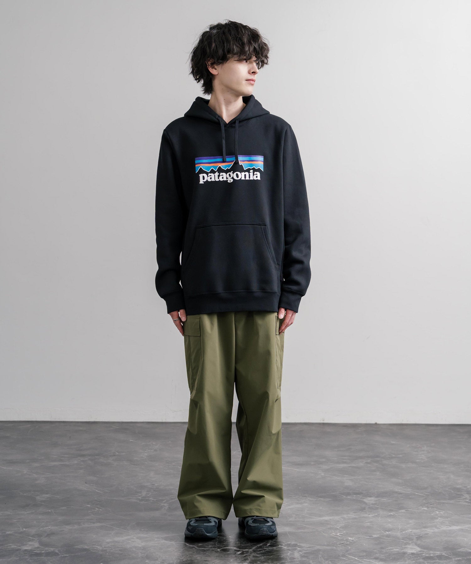 Patagonia パタゴニア M'S P-6 LOGO UPRISAL HOODY ロゴアップライザルフーディ/裏起毛長袖プルオーバーパーカー 16140