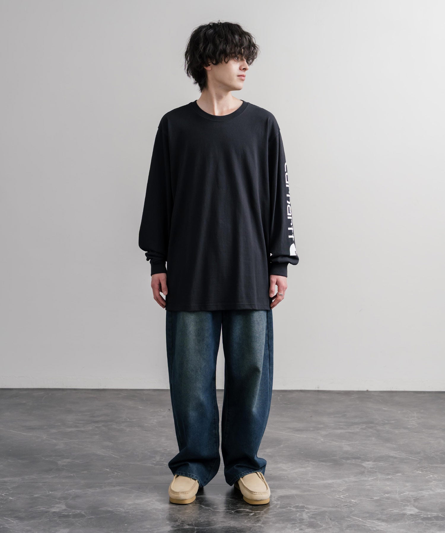 Carhartt カーハート HEAVYWEIGHT LONG-SLEEVE T-SHIRTS/オーバーサイズヘビーウェイト袖ロゴプリント長袖クルーネックTシャツ 16475