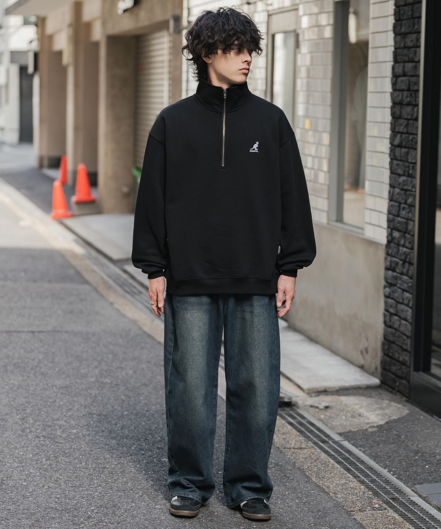 新色追加 KANGOL カンゴール 別注コラボオーバーサイズ裏起毛ロゴ刺繍ハーフジップハイネックスウェットトレーナー 13840 【セットアップ可能】
