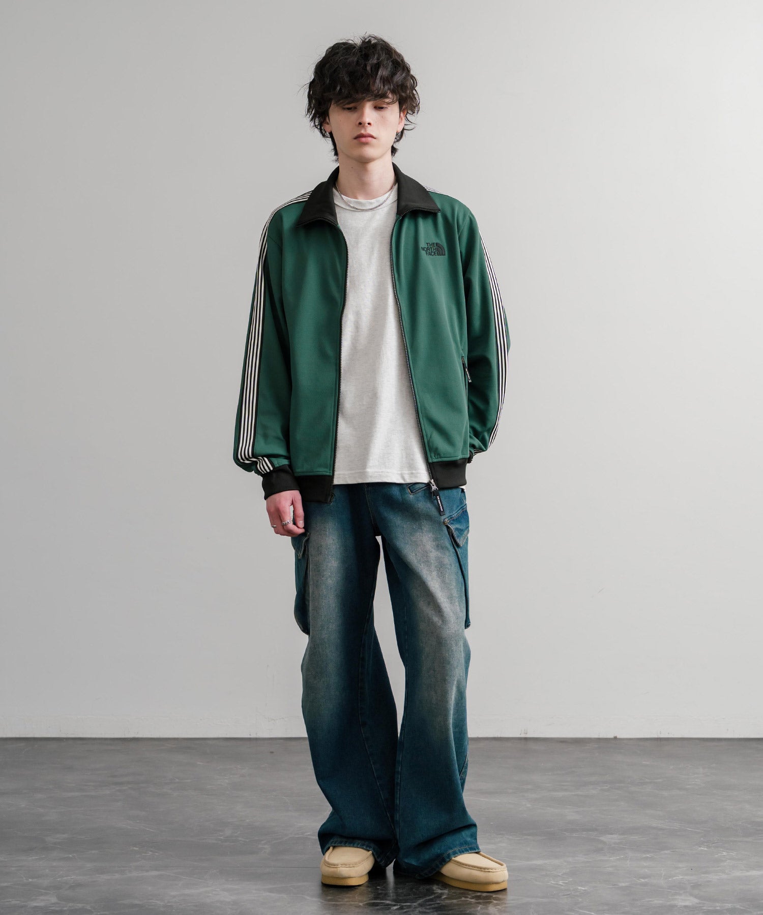 日本未展開モデル THE NORTH FACE ザ・ノースフェイス WHITE LABEL ホワイトレーベル TNF TRACK JACKET ワンポイントロゴ刺繍トラックジャケット 15574