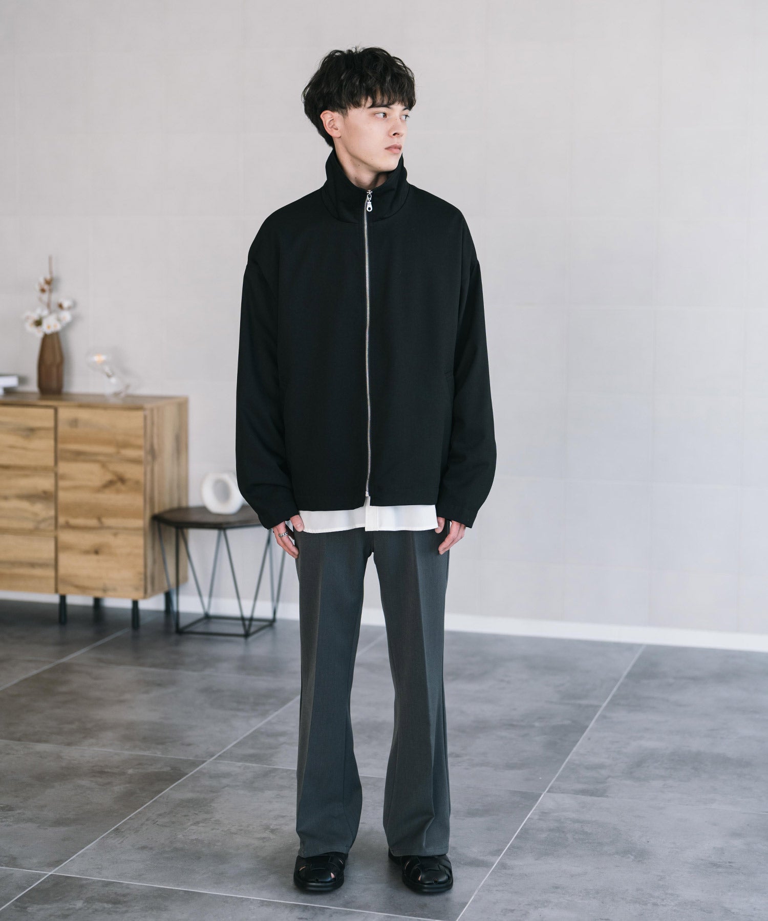 オーバーサイズTRストレッチスタンドカラージャケット ジップアップショートブルゾン 14120