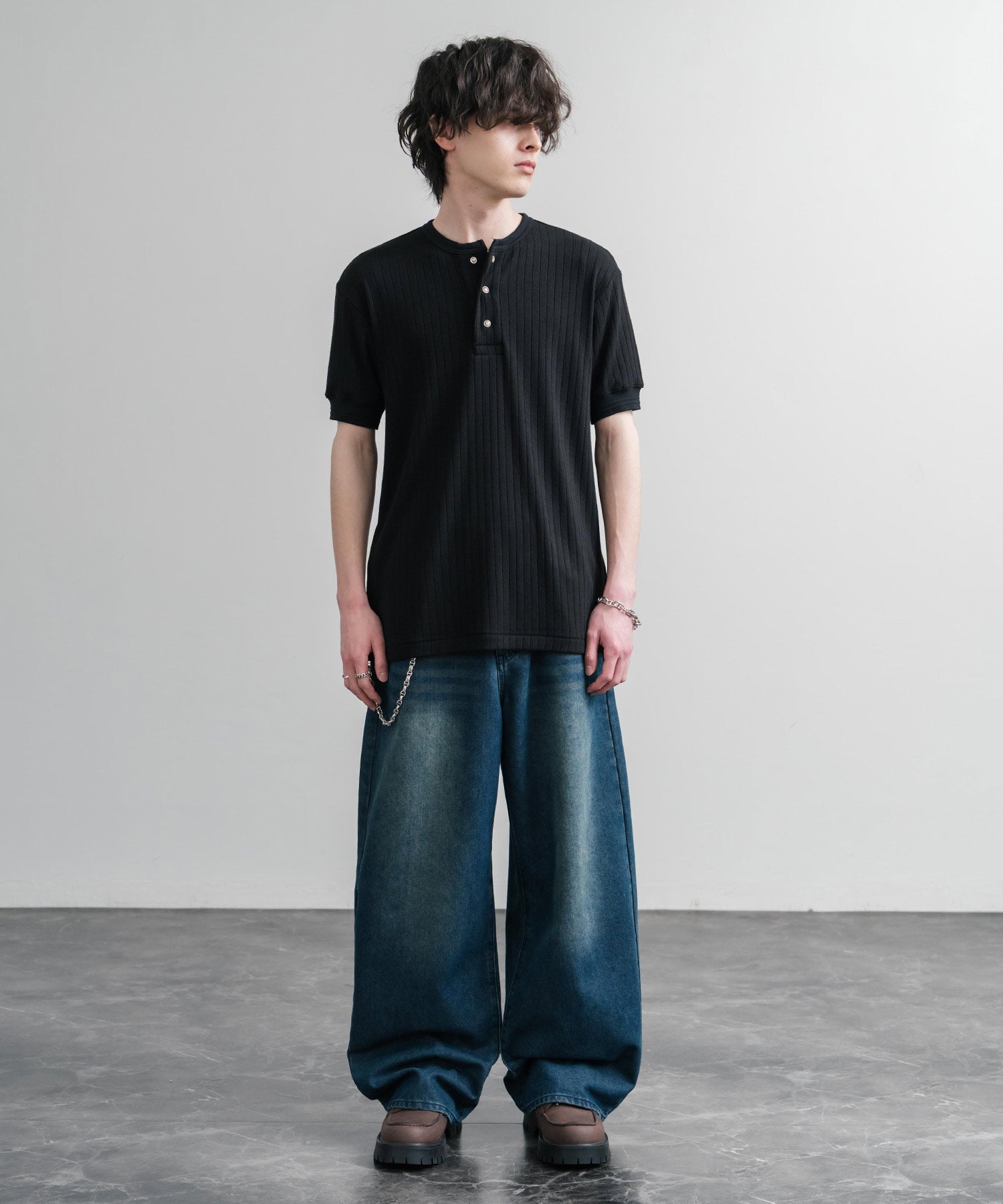 KRIFF MAYER クリフメイヤー ワンポイントロゴ針抜きヘンリーネックT