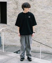 UMBRO アンブロ 別注コラボ オーバーサイズワンポイントロゴ刺繍ワッフルヘンリーネック半袖Tシャツ 15349