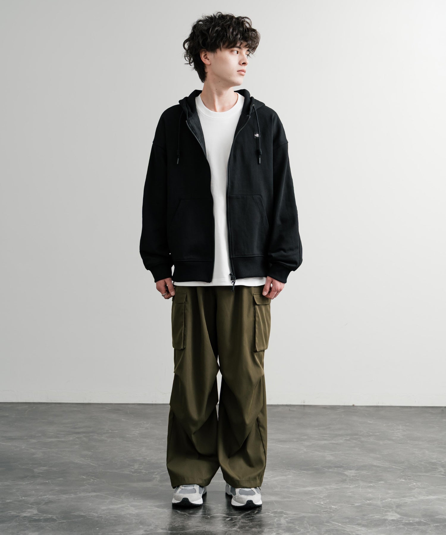 日本未展開モデル THE NORTH FACE ザ・ノースフェイス WHITE LABEL ホワイトレーベル ESSENTIAL HOOD ZIP UP エッセンシャルフードジップアップパーカー 15154