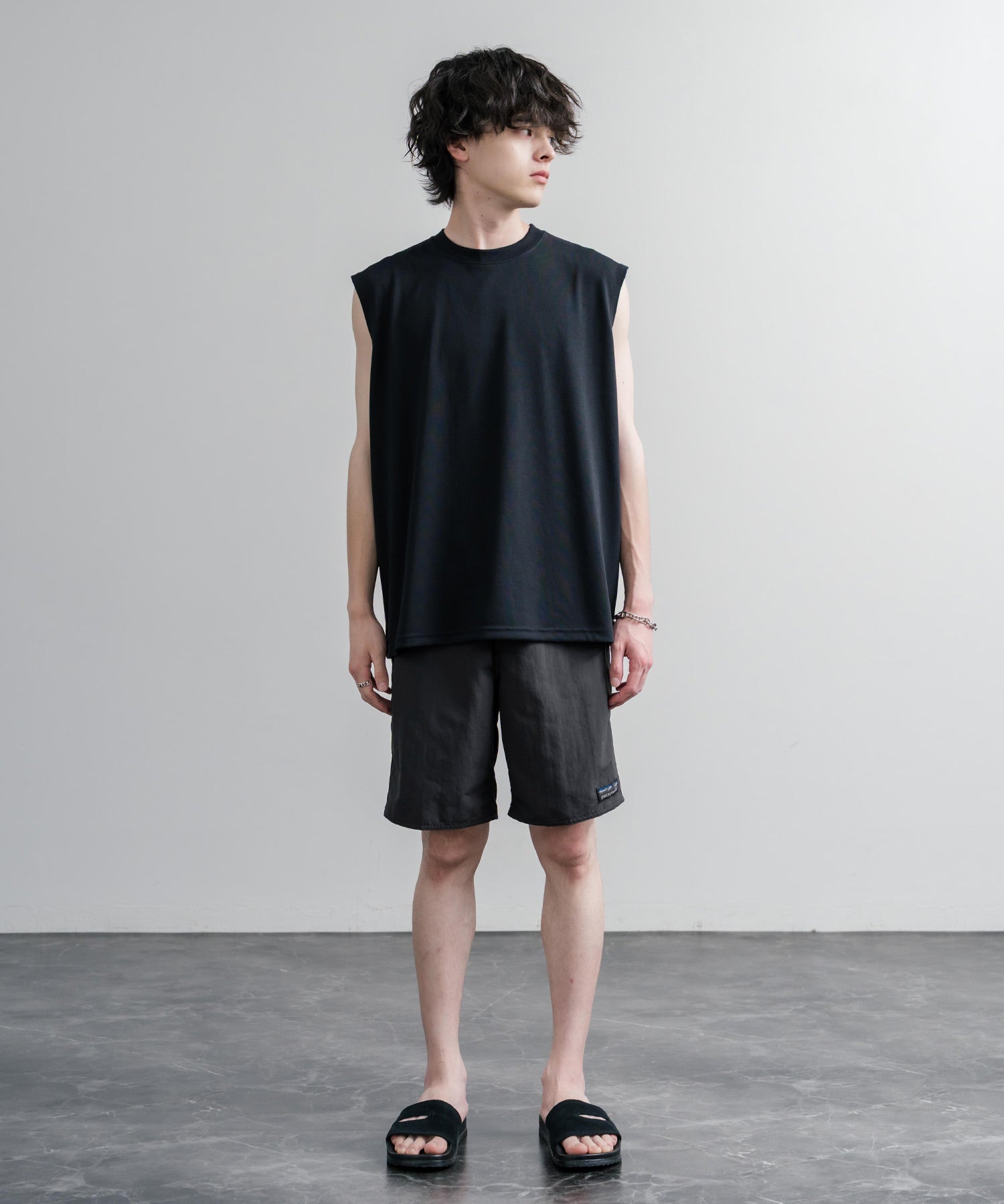 Patagonia パタゴニア M'S WAVEFARER BOARDSHORTS 19 IN 水陸両用ワイドナイロンショートパンツ/ハーフパンツ 16115