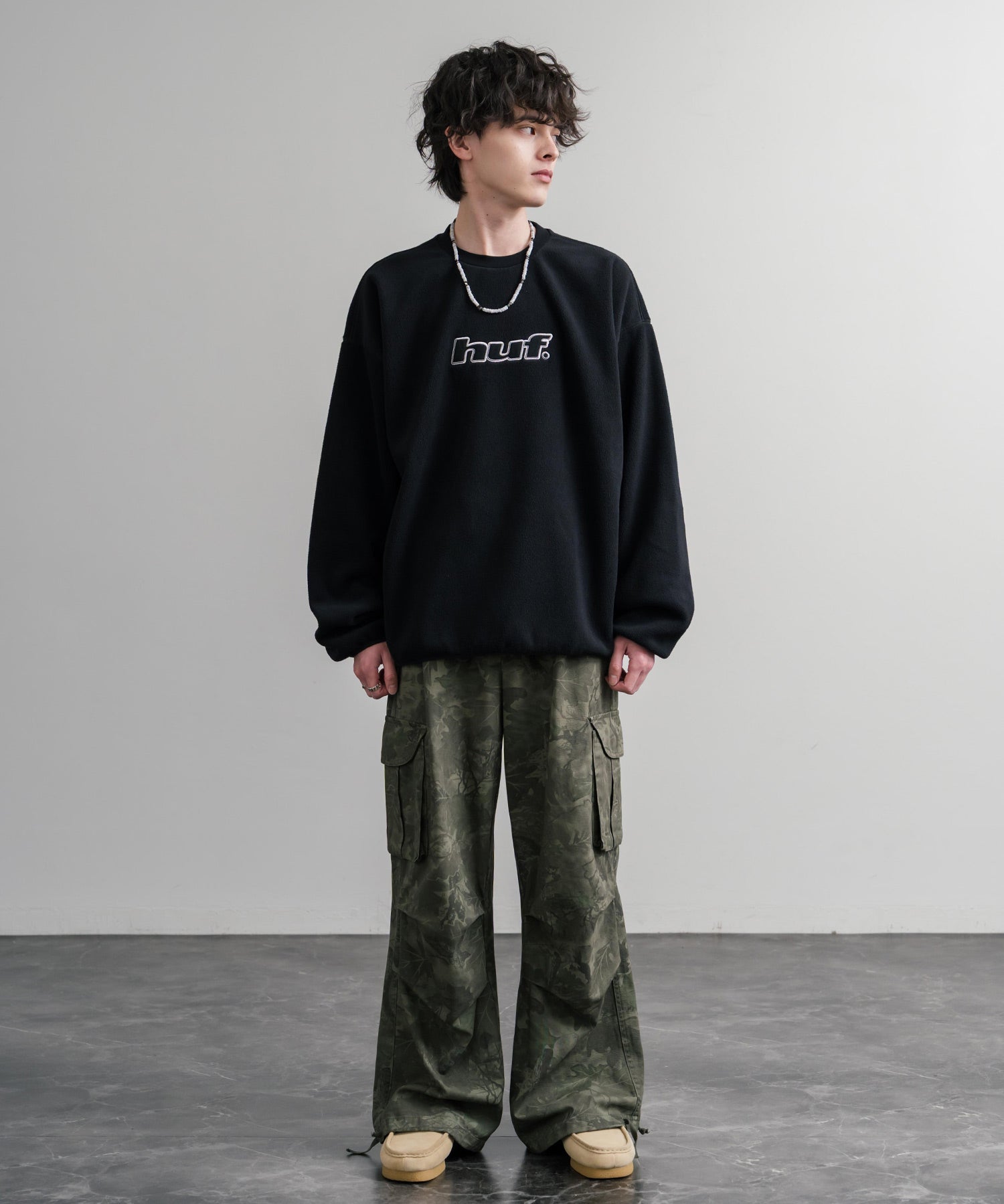 HUF ハフ H DOT POLAR FLEECE CREWNECK オーバーサイズポーラーフリースプルオーバートレーナー 15057