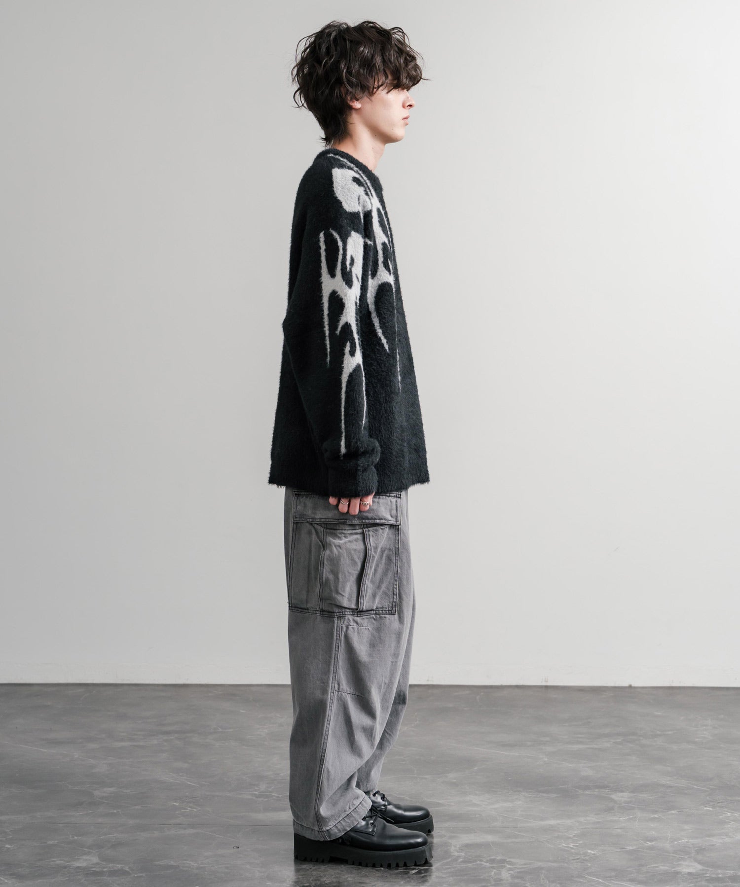 5Gフェザーヤーンジャガードトライバル柄ルーズクルーネック長袖ニット 15191