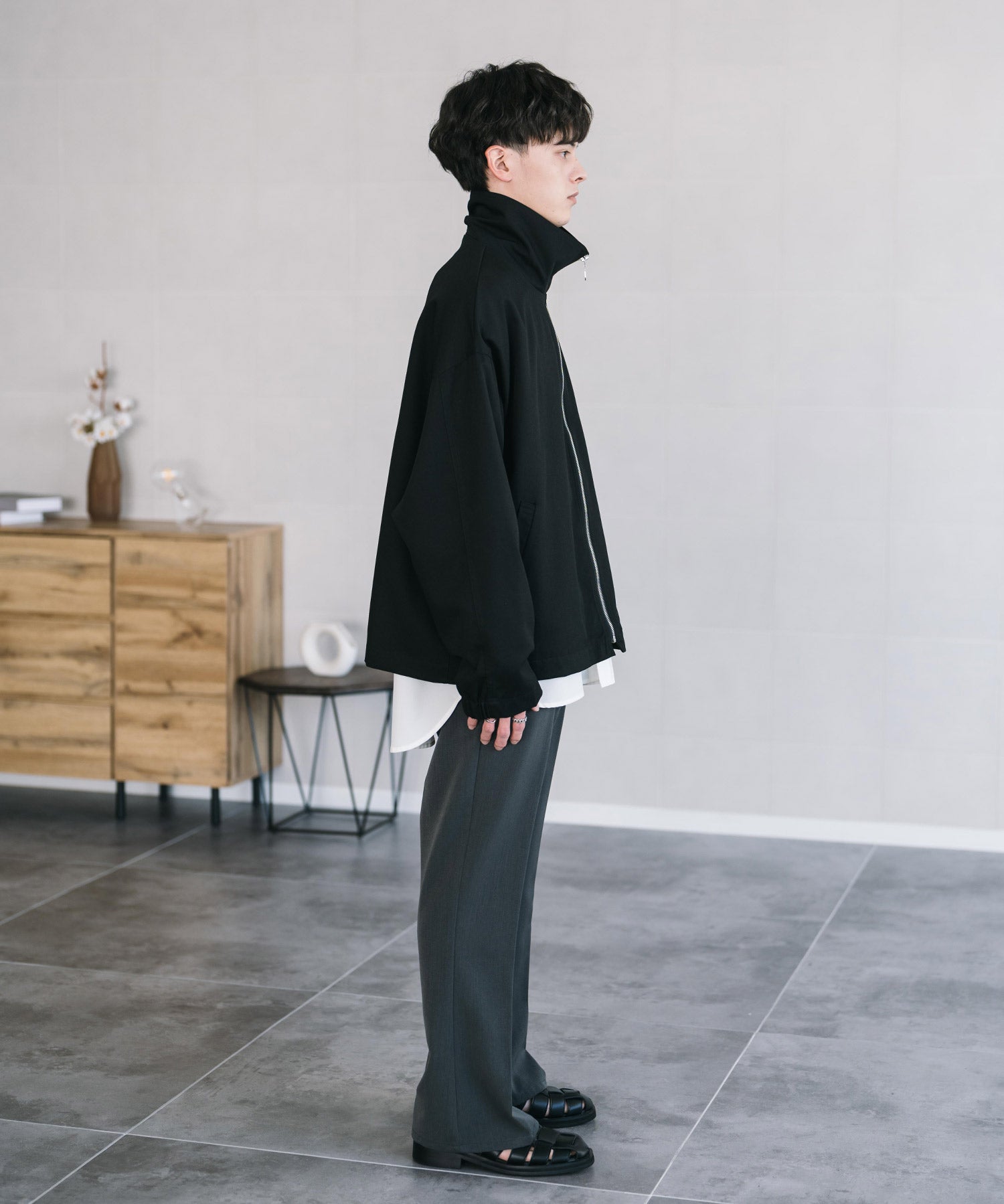 オーバーサイズTRストレッチスタンドカラージャケット ジップアップショートブルゾン 14120