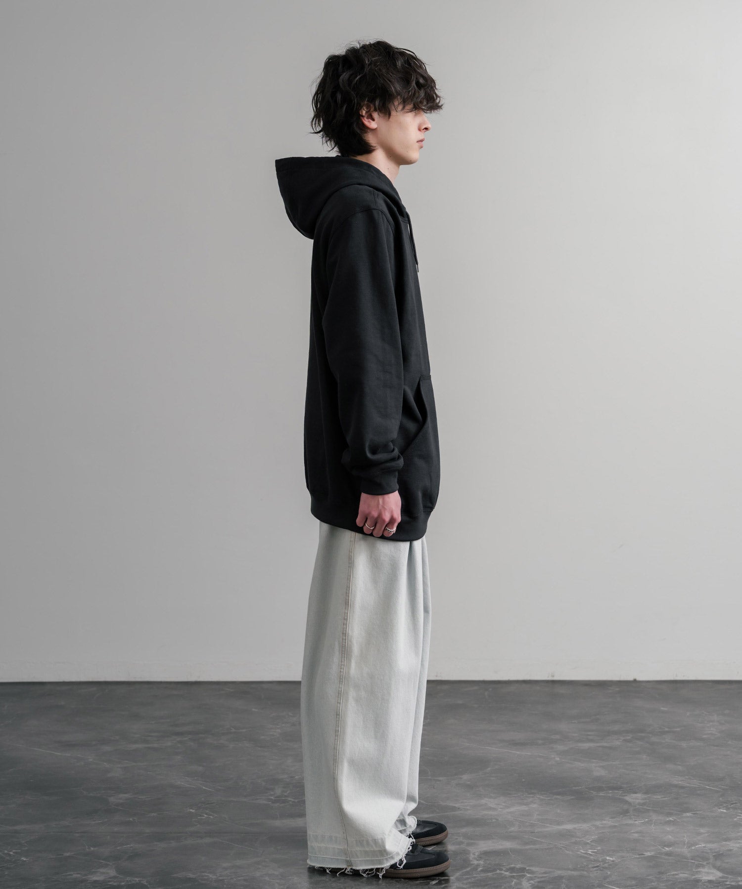 Carhartt カーハート Midweight Logo Sleeve Graphic Sweatshirt/ロゴスリーブミッドウエイトプルオーバーパーカー 15539