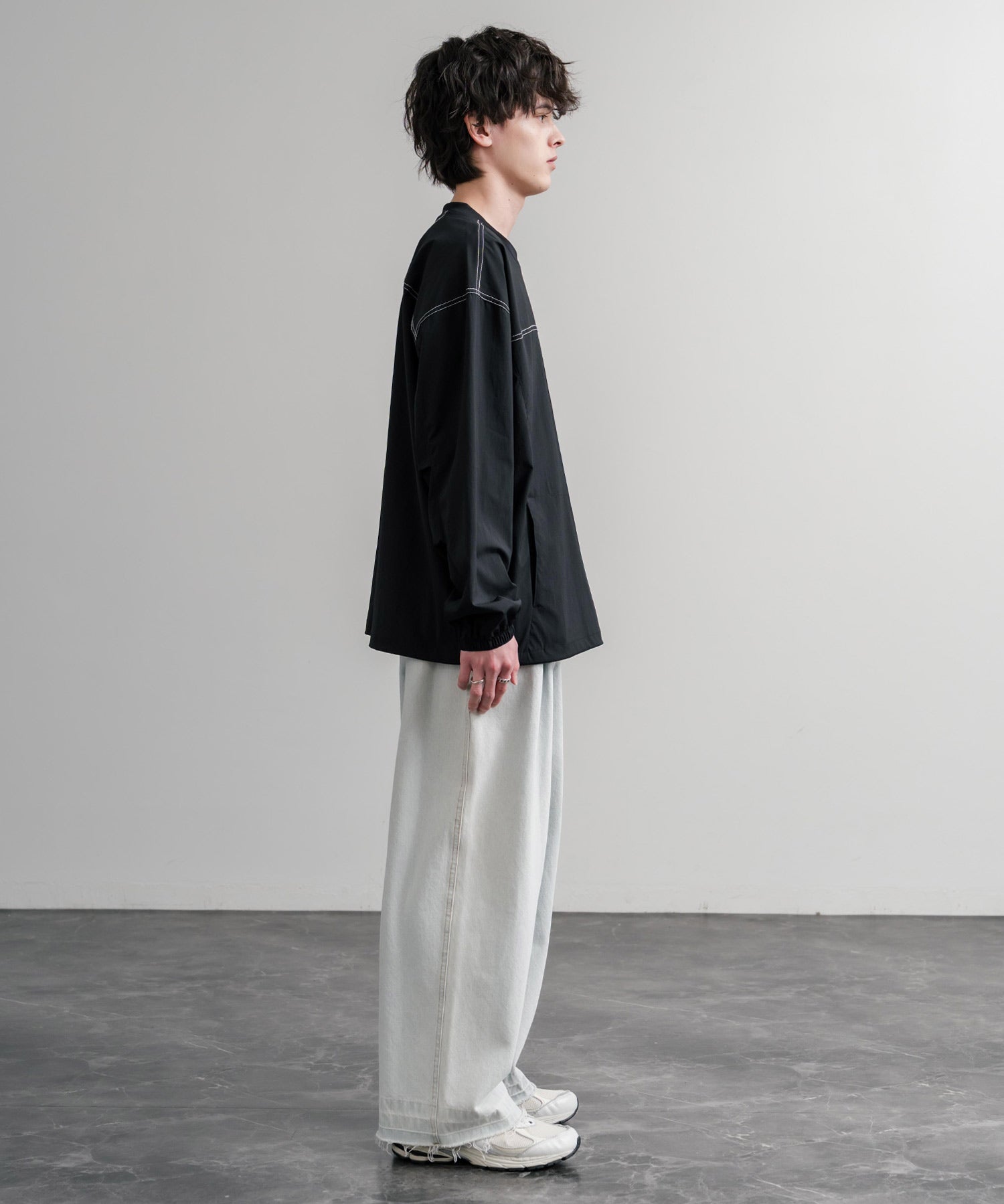 日本未展開モデル THE NORTH FACE ザ・ノースフェイス WHITE LABEL ホワイトレーベル TNF LOGO CREWNECK ワンポイントロゴステッチ長袖カットソー 15434