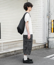 UMBRO アンブロ 別注コラボ 膝下丈 ワンポイントロゴ刺繍ナイロンワイドカーゴハーフパンツ 15348