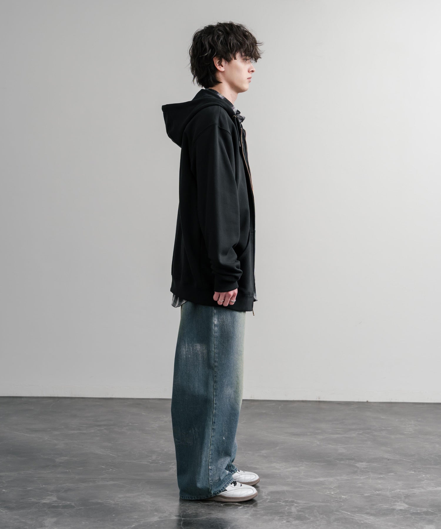 Carhartt カーハート MIDWEIGHT HOODED ZIP-FRONT SWEATSHIRT オーバーサイズ裏起毛長袖フルジップパーカー 15387