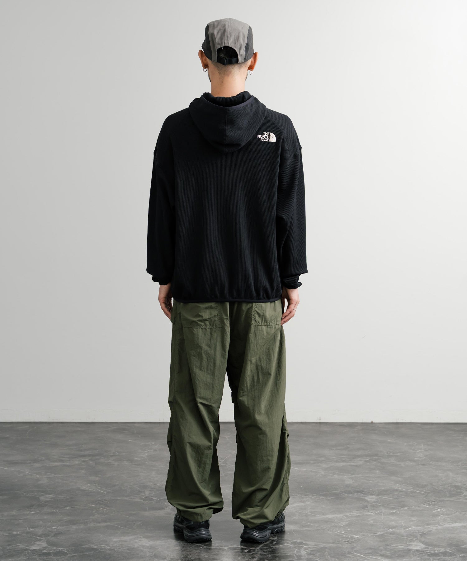 日本未展開モデル THE NORTH FACE ザ・ノースフェイス WHITE LABEL ホワイトレーベル WAFFLE HOOD PULLOVER オーバーサイズワッフルミニボックスロゴ刺繍パーカー 15065