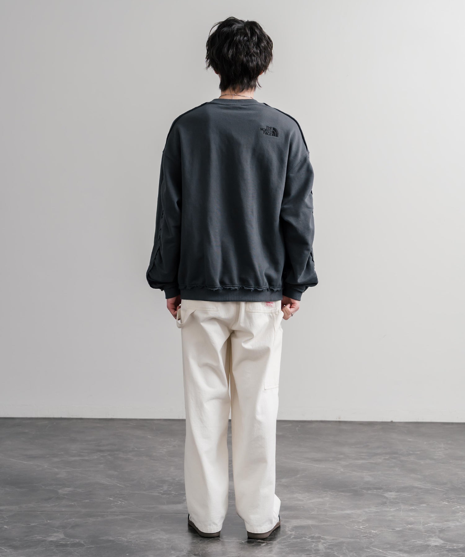 日本未展開モデル THE NORTH FACE ザ・ノースフェイス WHITE LABEL ホワイトレーベル EXPLORE SWEATSHIRTS アップリケ刺繍裏毛長袖スウェット/アーチロゴトレーナー 16595