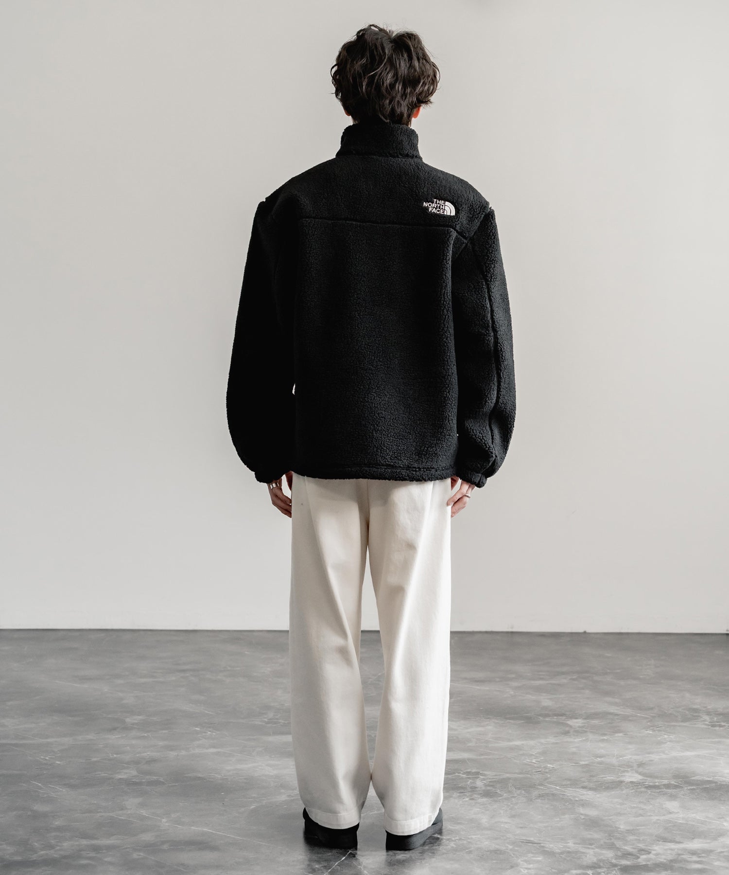 日本未展開モデル THE NORTH FACE ザ・ノースフェイス WHITE LABEL ホワイトレーベル 韓国限定 SHERPA FLEECE JACKET1 オーバーサイズワンポイントロゴ刺繍ボアジャケット 14659