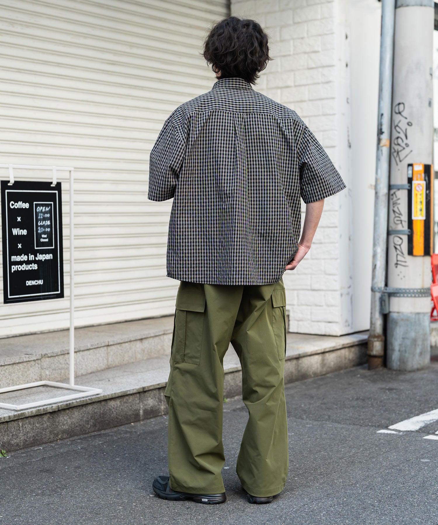 裾ドローコード ミリタリーワイドカーゴパンツ 15580 – Rocky Monroe