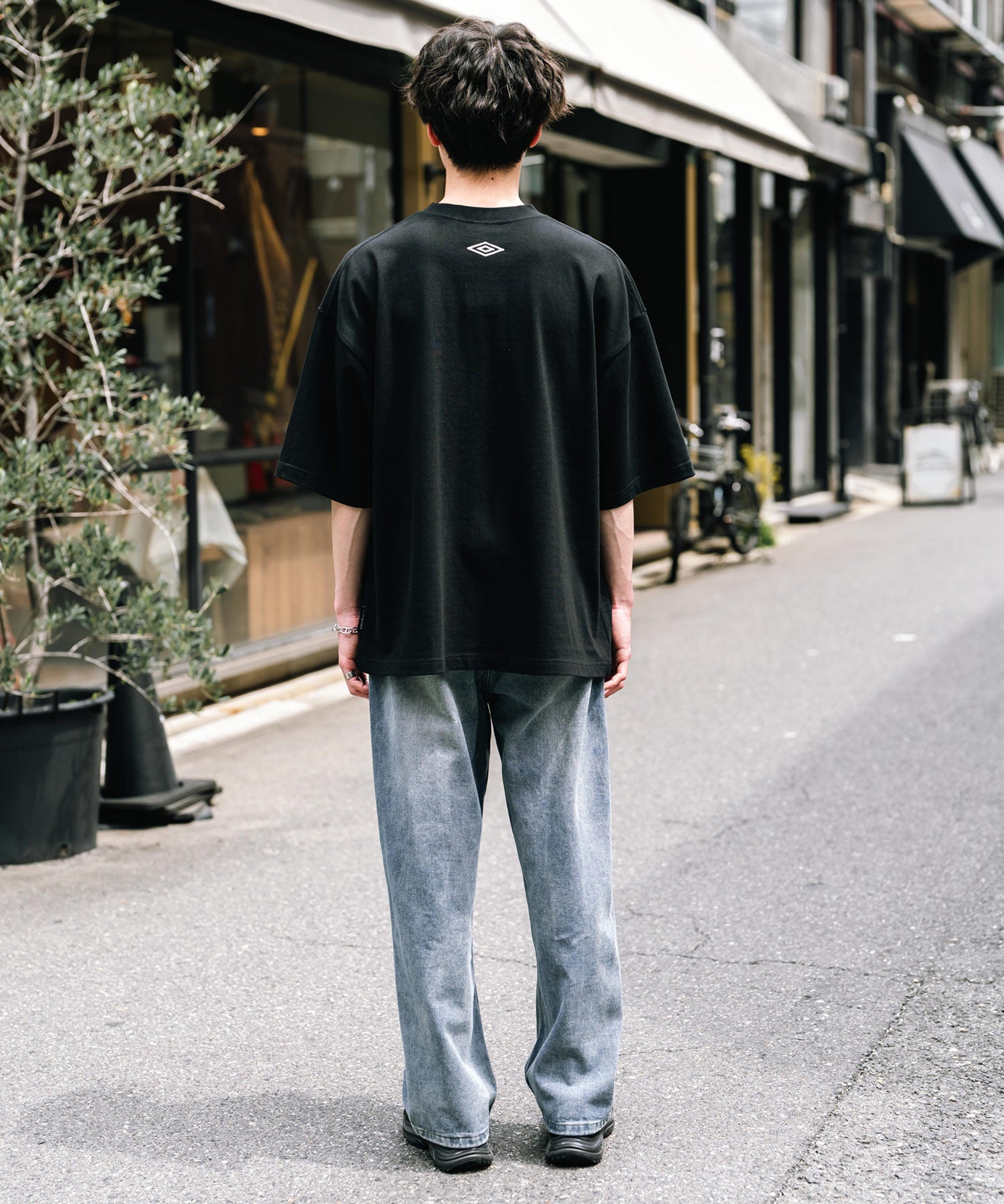 UMBRO アンブロ 別注コラボ オーバーサイズワンポイントロゴ刺繍クルーネック半袖Tシャツ